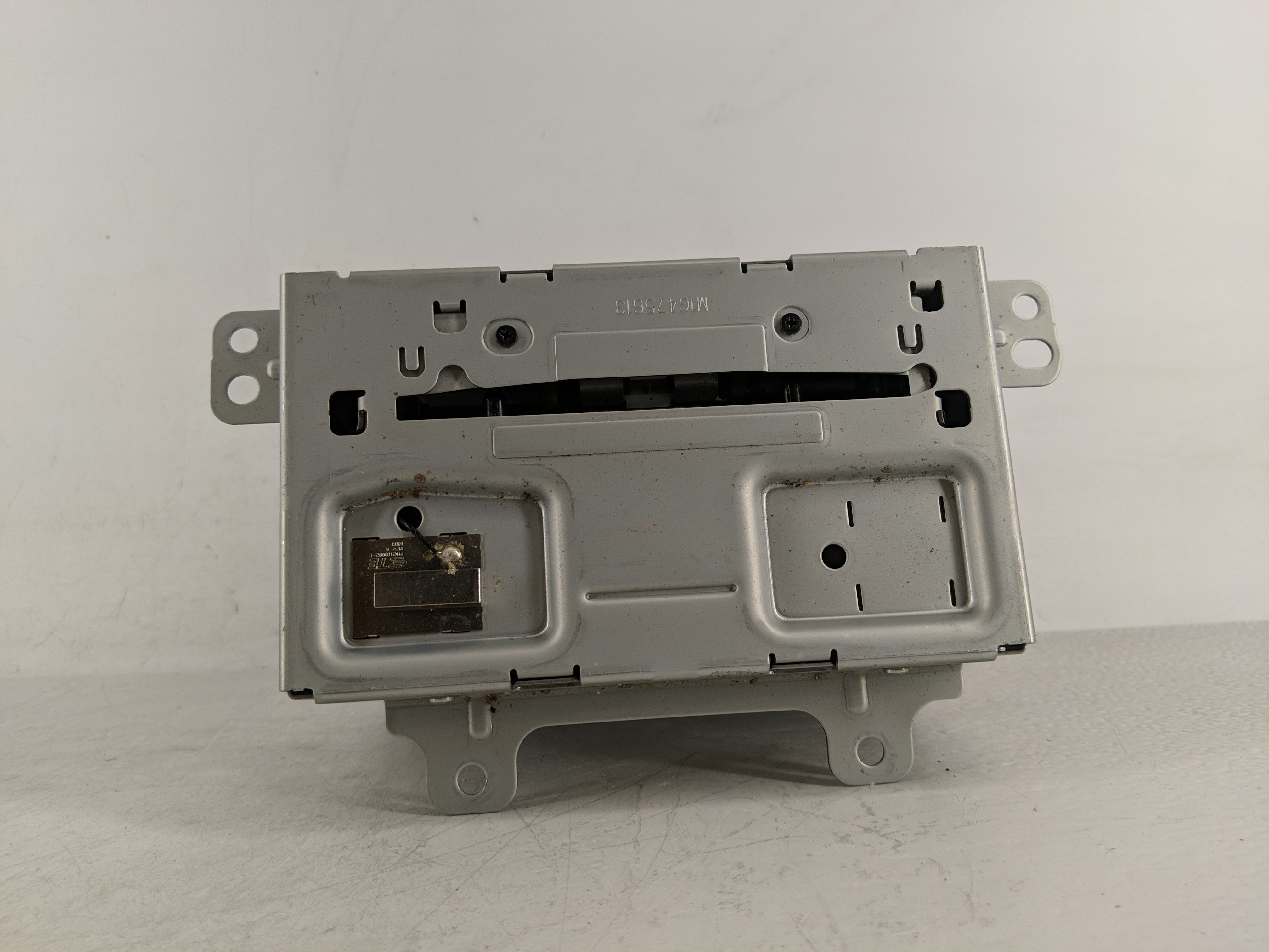 Picture of 2015 Chevrolet Equinox Am Fm Cd Player Radio Receiver 1175996