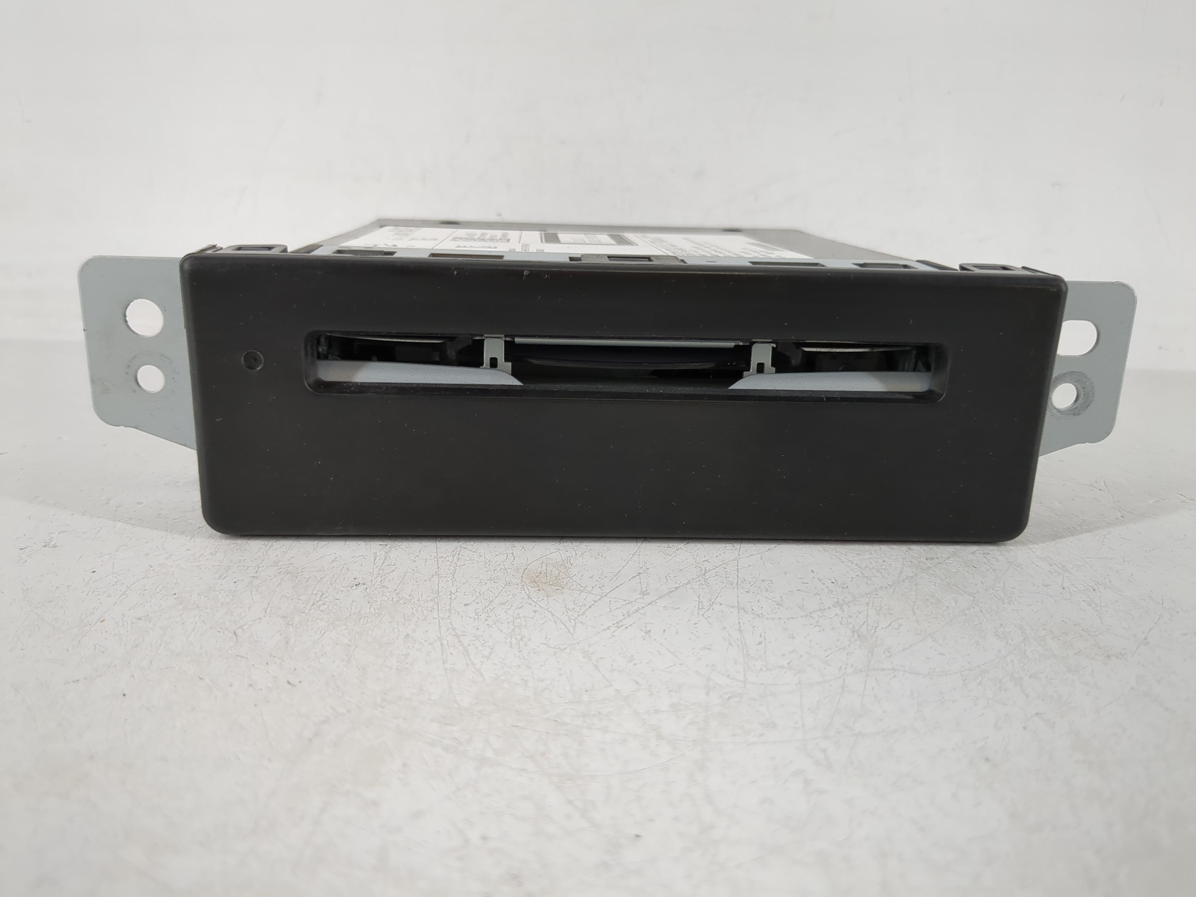 Picture of 2015-2019 Chevrolet Silverado 1500 Am Fm Cd Player Radio Receiver 1176034