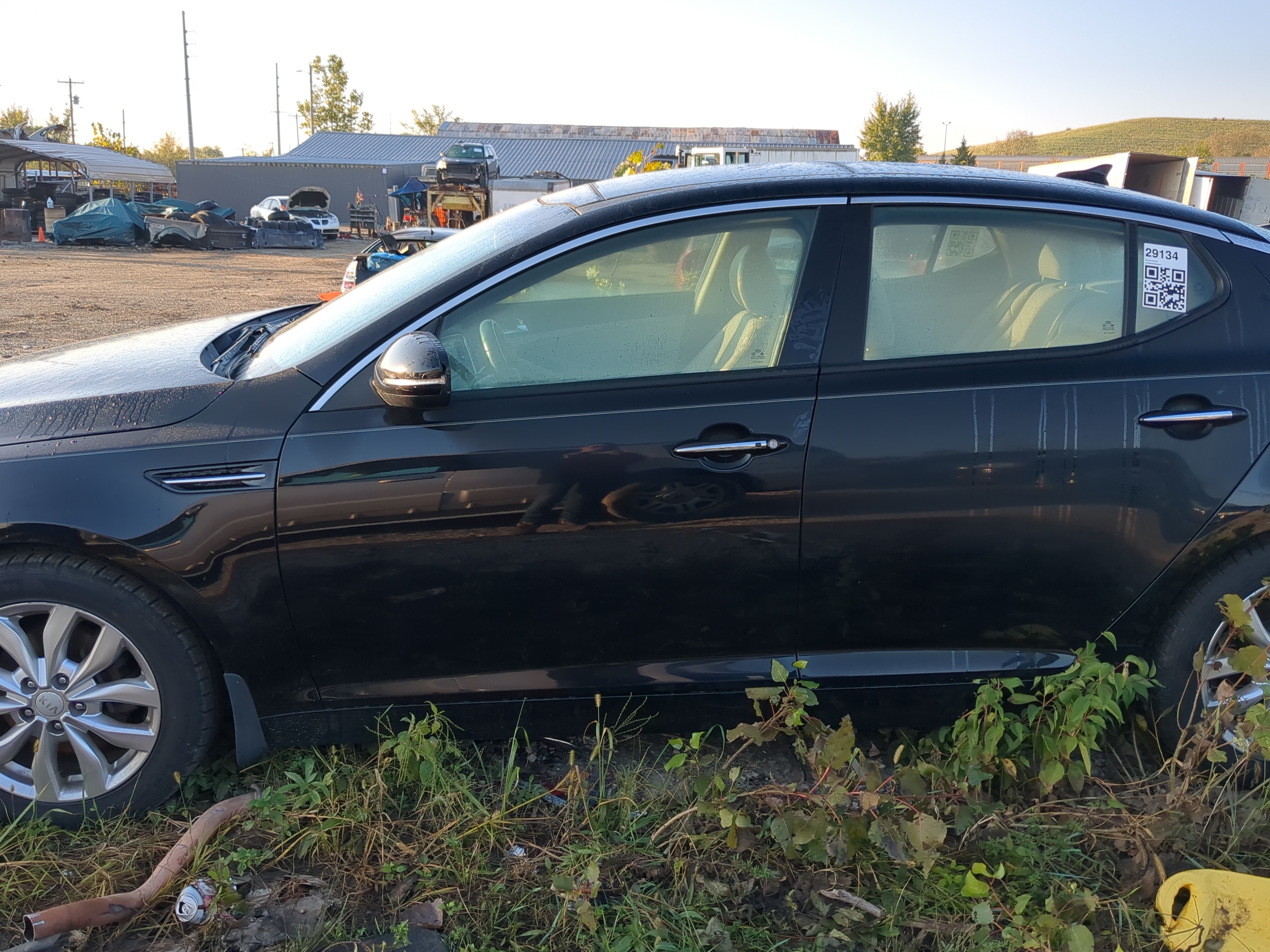 2014-2016 Kia Optima Driver Front Door Oem 1176126 - Oemusedautoparts1.com