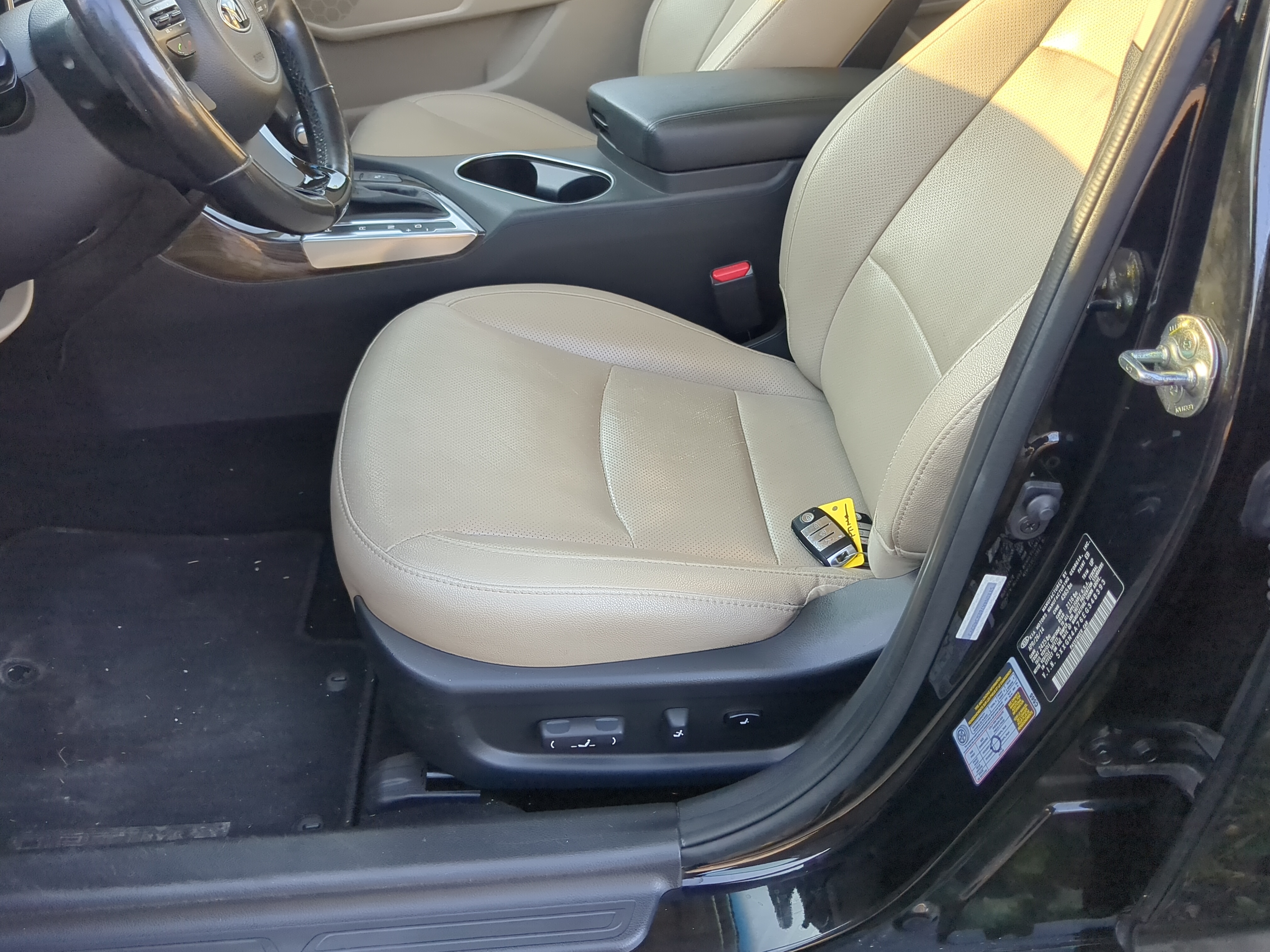 Picture of 2014-2015 Kia Optima Driver Front Seat Oem 1176198