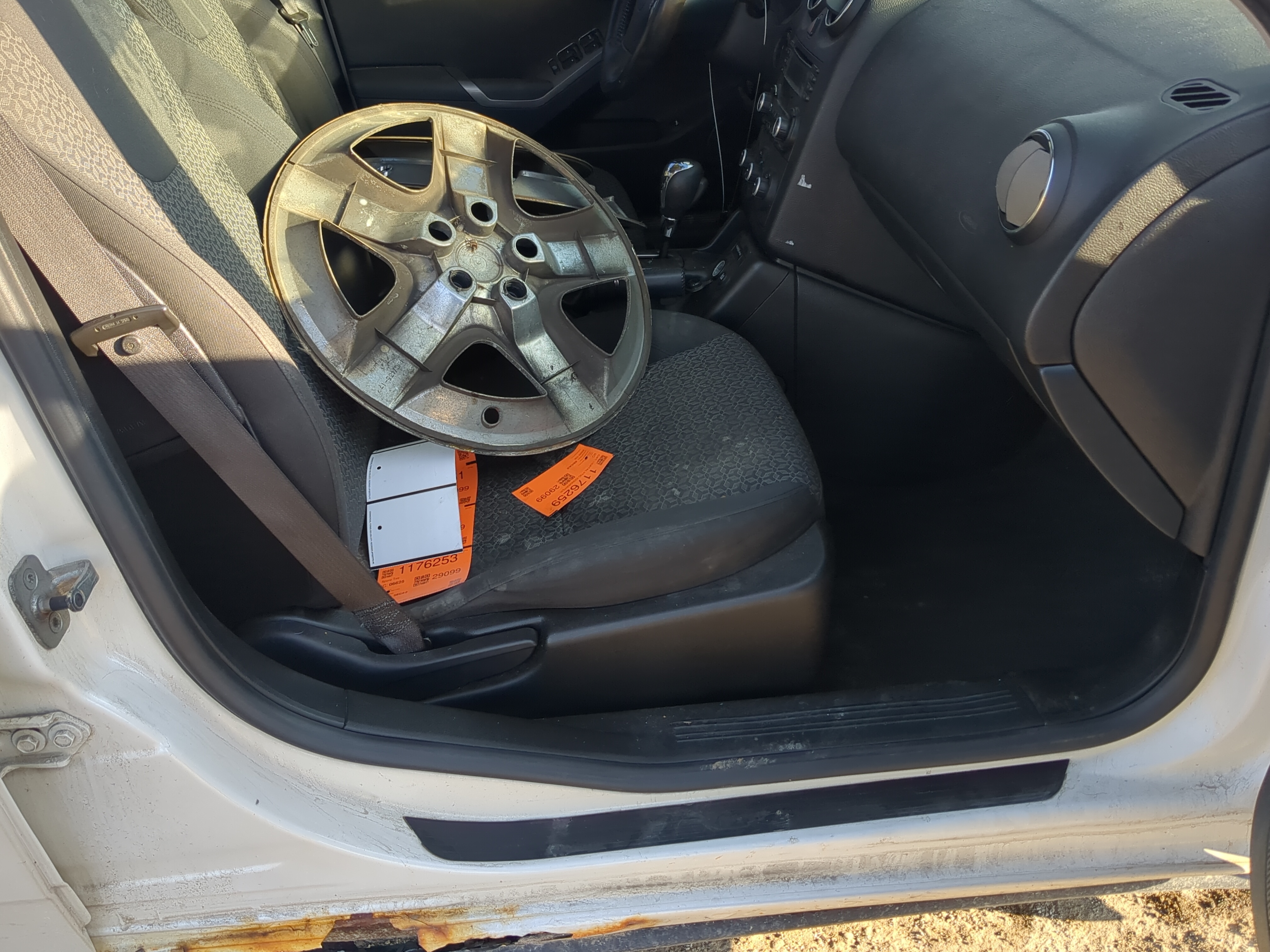 Picture of 2008-2009 Pontiac G6 Passenger Front Seat Oem 1176400