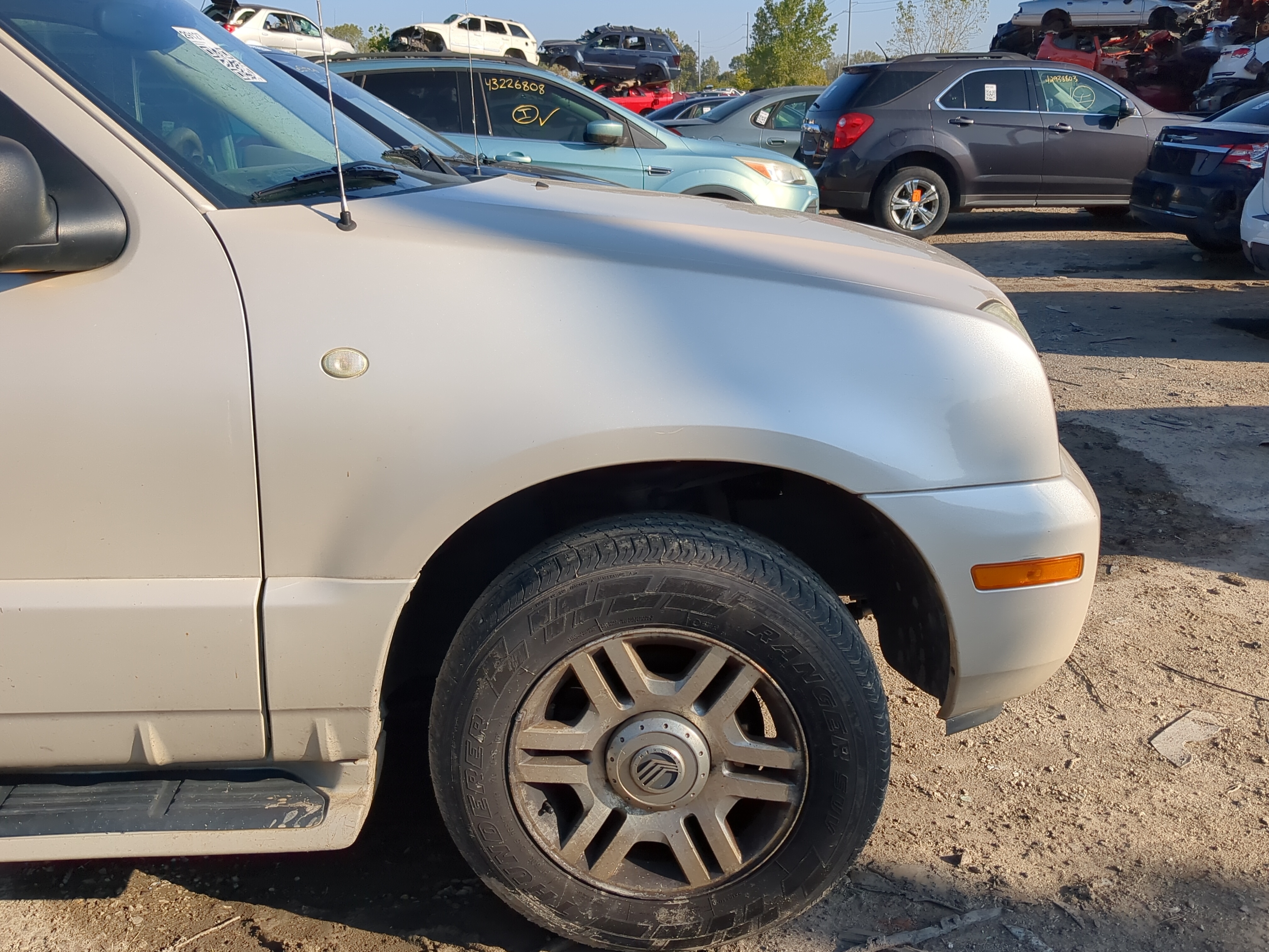 2002-2010 Mercury Mountaineer Passenger Fender 1177012 - Oemusedautoparts1.com