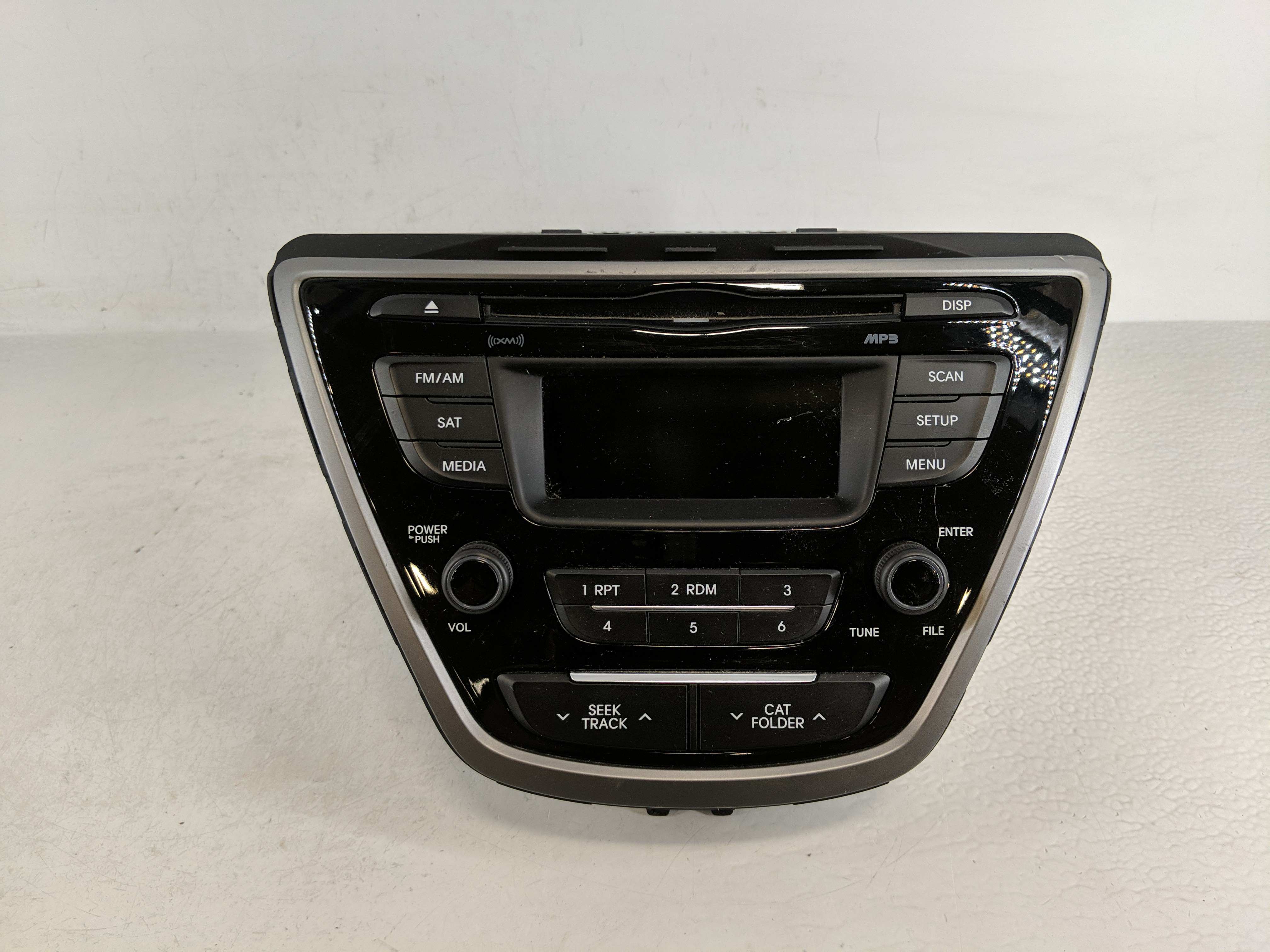 Picture of 2014-2016 Hyundai Elantra Am Fm Cd Player Radio Receiver 1177363