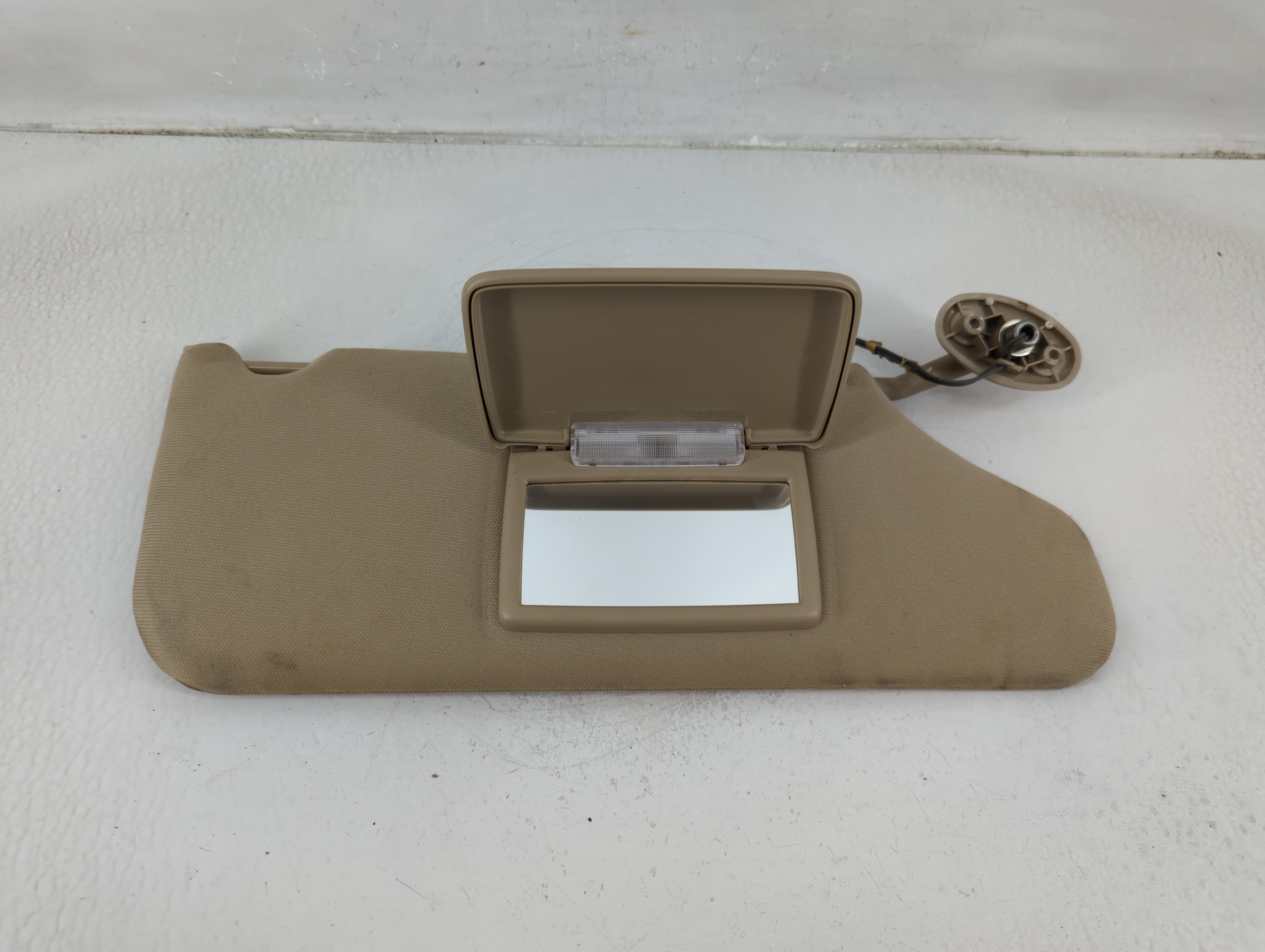 2011-2014 Dodge Avenger Passenger Sun Visor Mirror Right Sunvisor Tan 1177374 - Oemusedautoparts1.com
