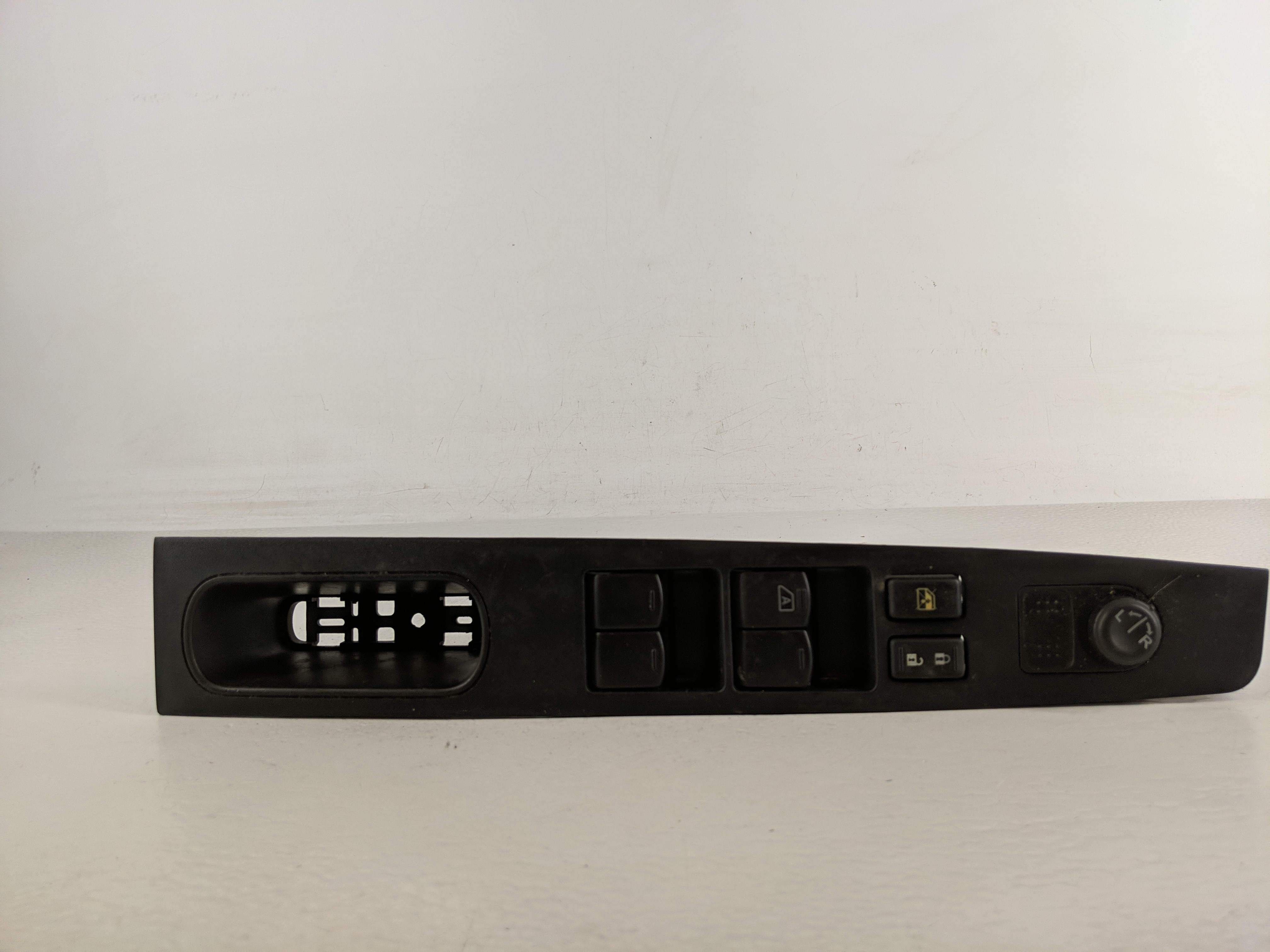 Picture of 2010-2012 Nissan Sentra Driver Left Door Master Power Window Switch 1177385