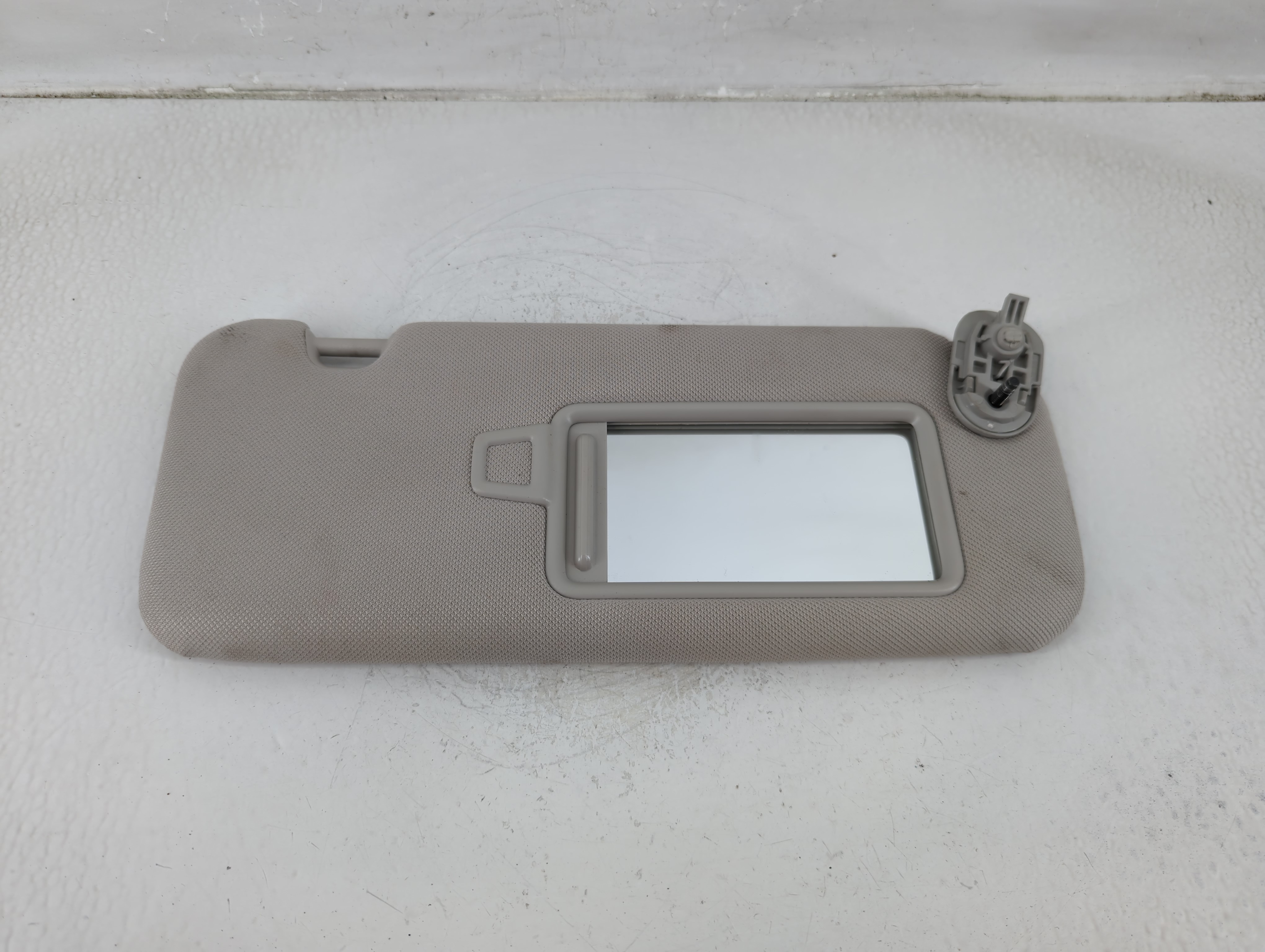 2020-2023 Hyundai Sonata Passenger Sun Visor Mirror Right Sunvisor Gray 1177399 - Oemusedautoparts1.com