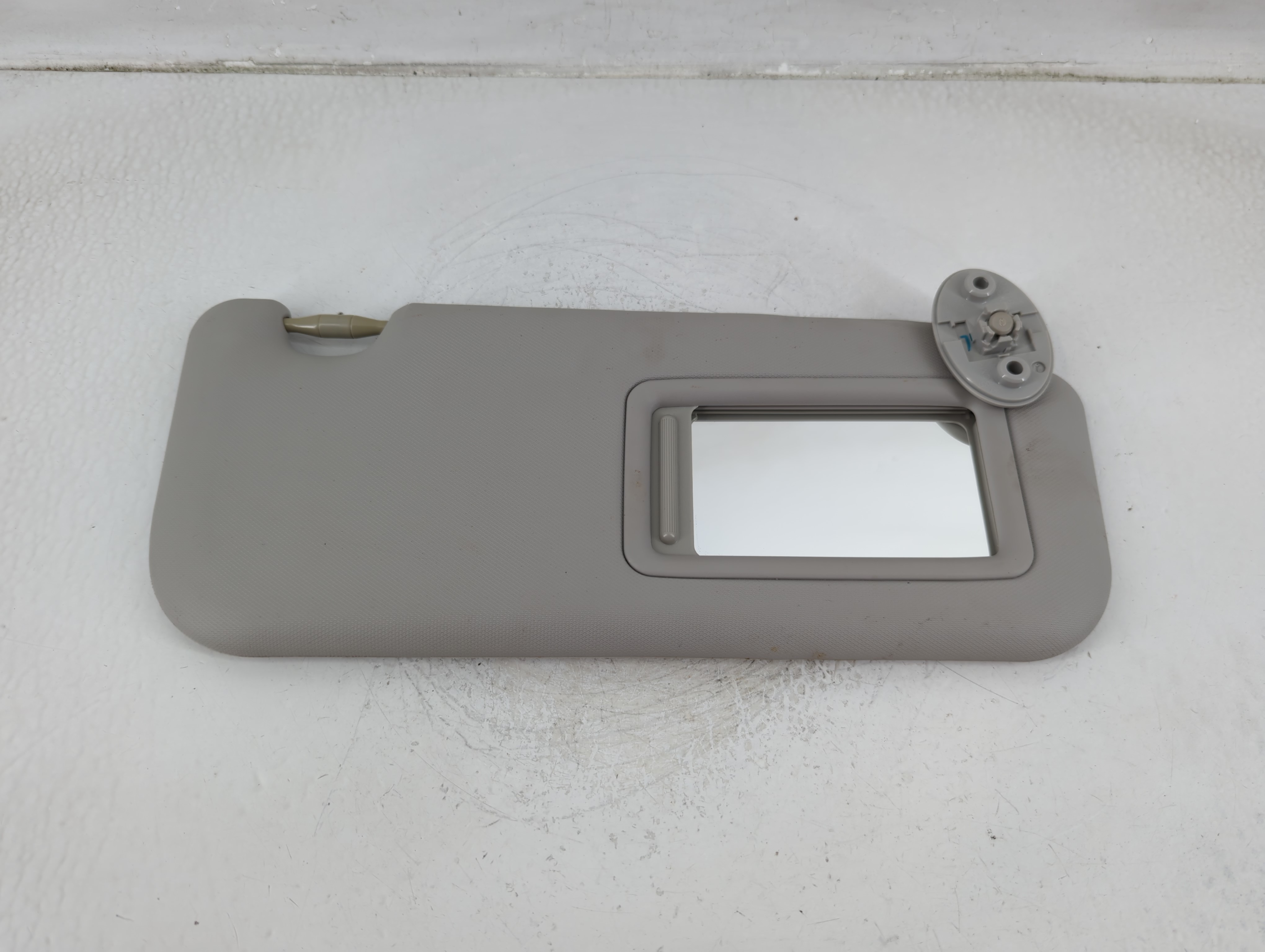 2014-2016 Toyota Corolla Passenger Sun Visor Mirror Right Sunvisor Gray 1177412 - Oemusedautoparts1.com