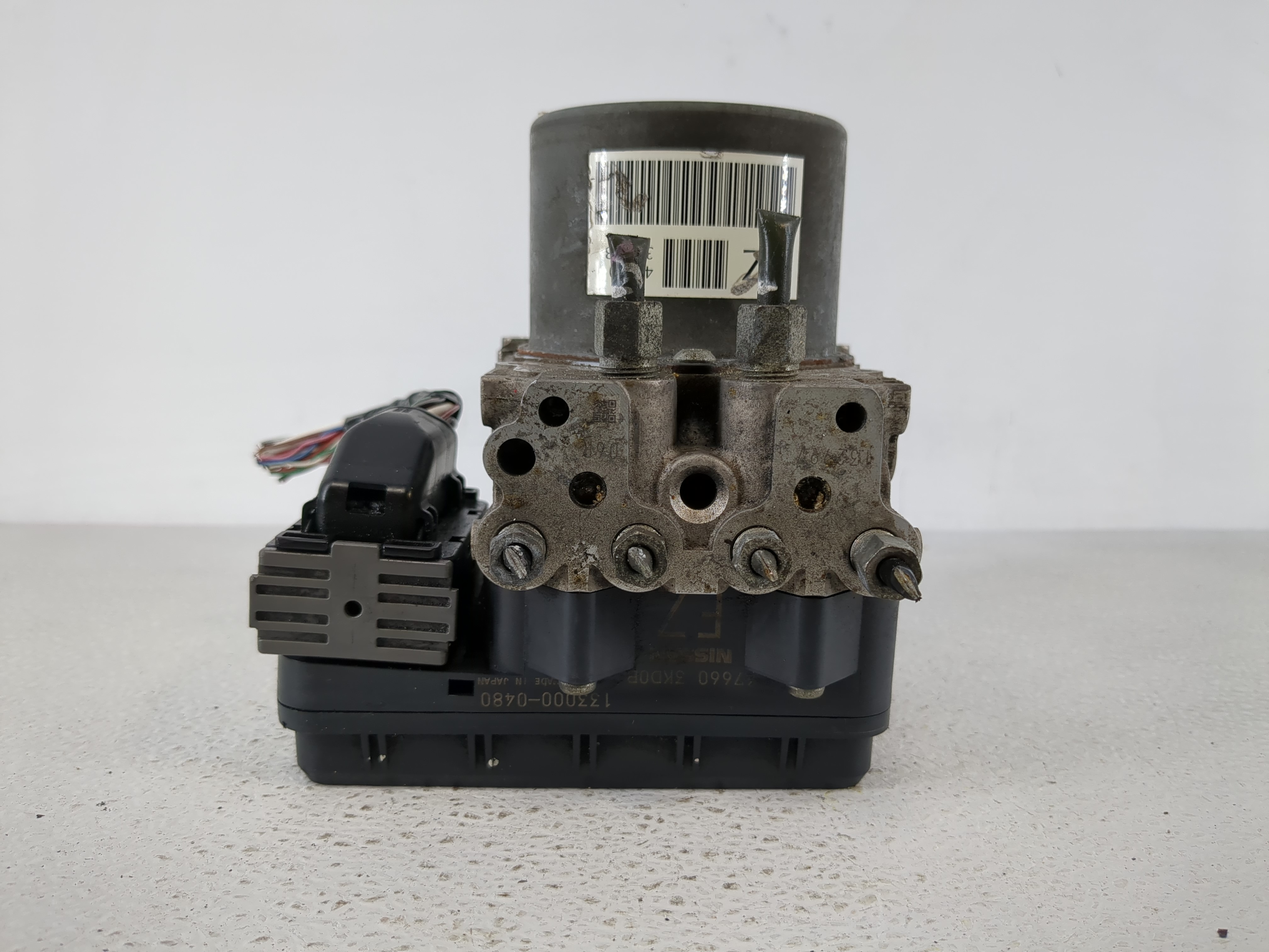 2013-2014 Nissan Pathfinder Abs Pump Control Module 1177421 - Oemusedautoparts1.com