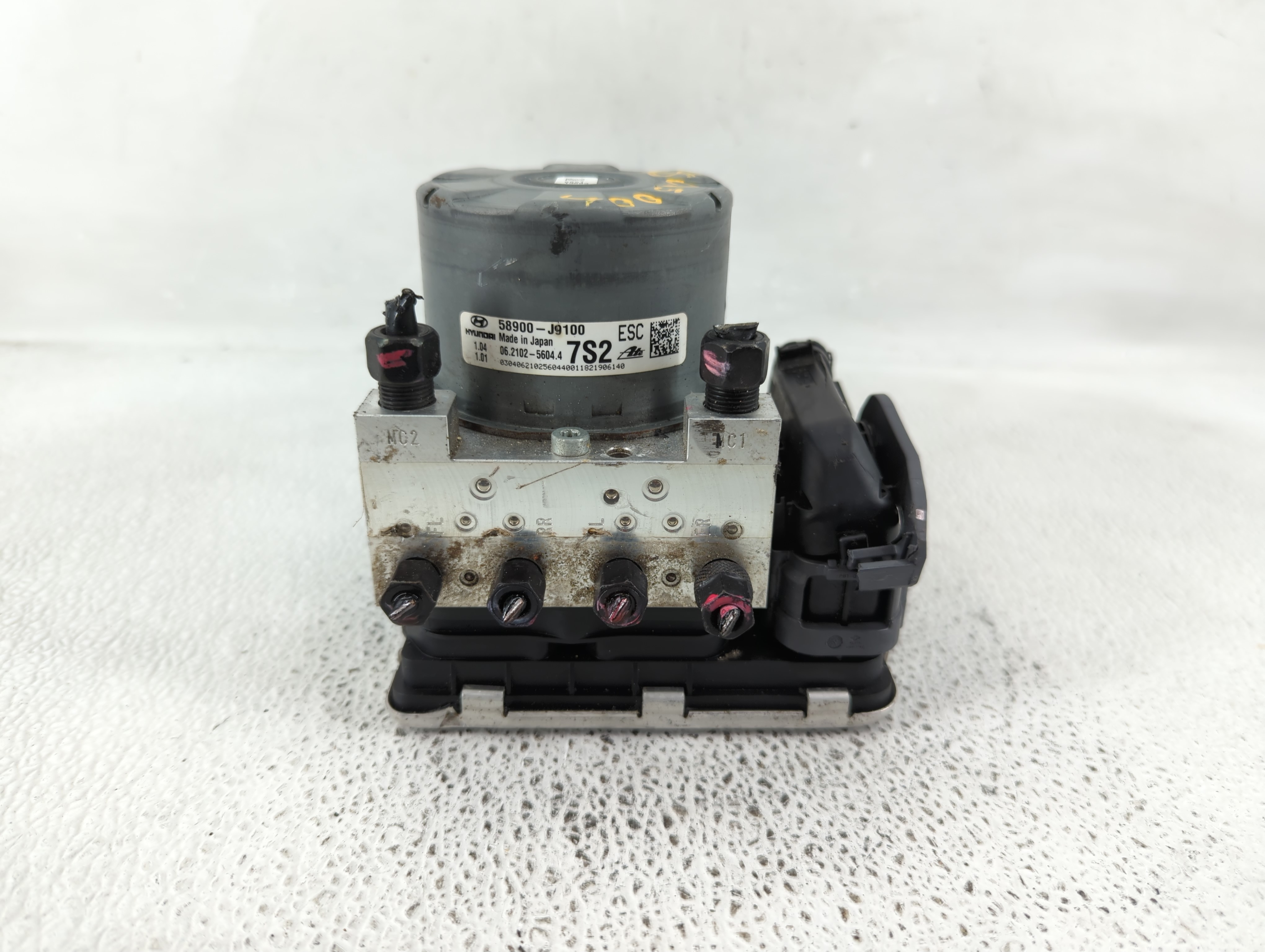 2018-2020 Hyundai Kona Abs Pump Control Module 1177434 - Oemusedautoparts1.com