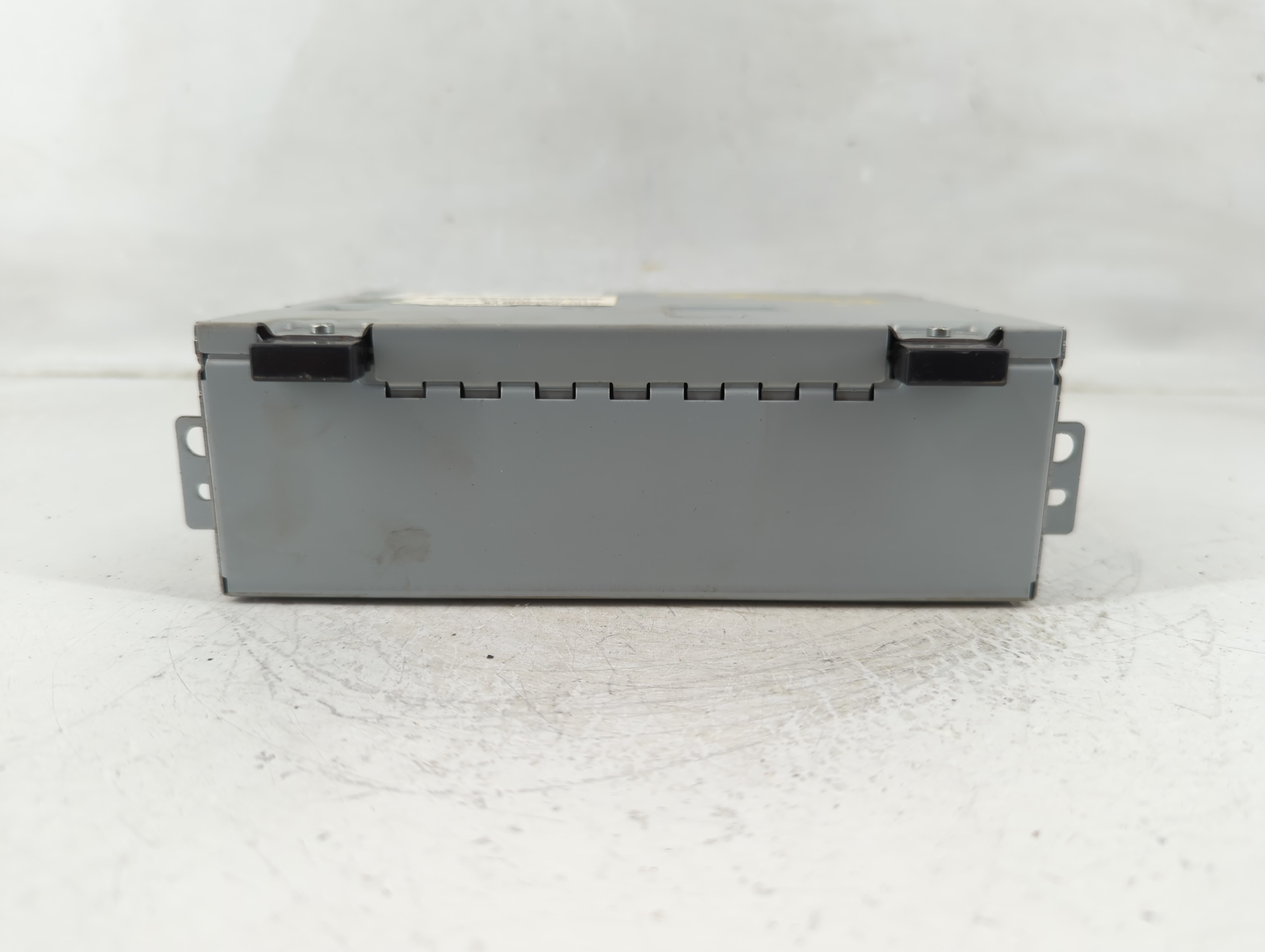 Picture of 2018-2018 Jaguar Xe Am Fm Cd Player Radio Receiver 1177447