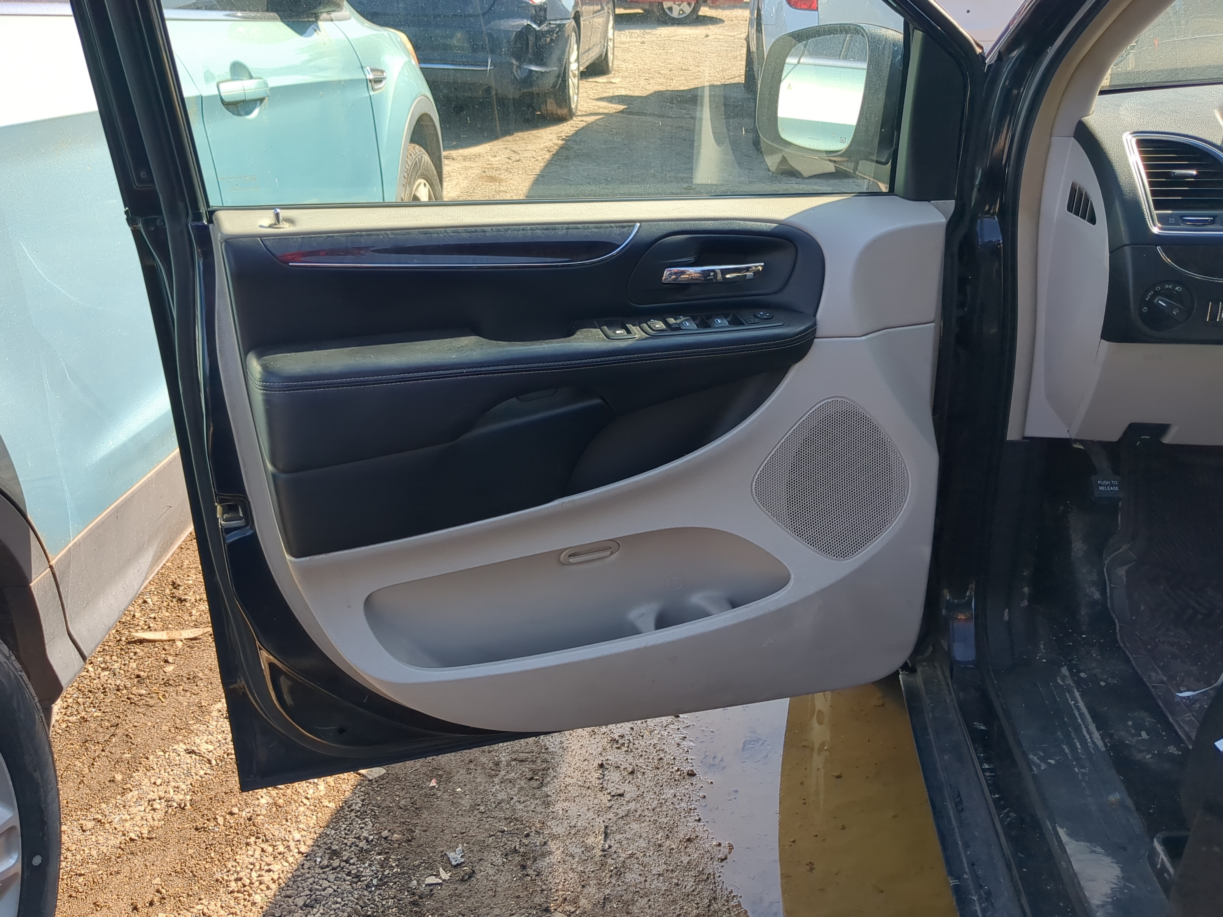 Picture of 2011 Chrysler Town & Country Front Left Driver Interior Door Panel Trim 1177781