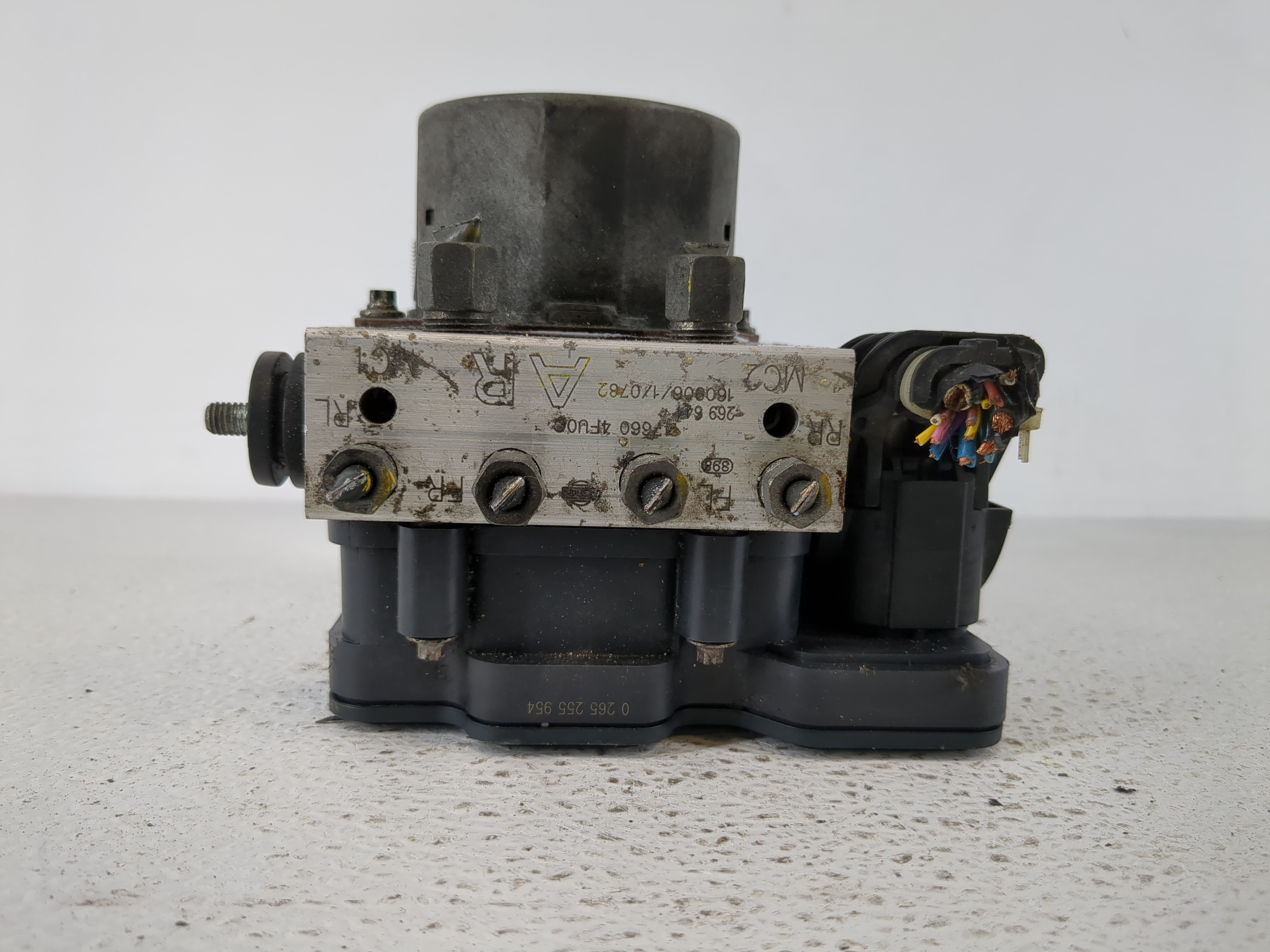 2016-2018 Nissan Sentra Abs Pump Control Module 1177815 - Oemusedautoparts1.com