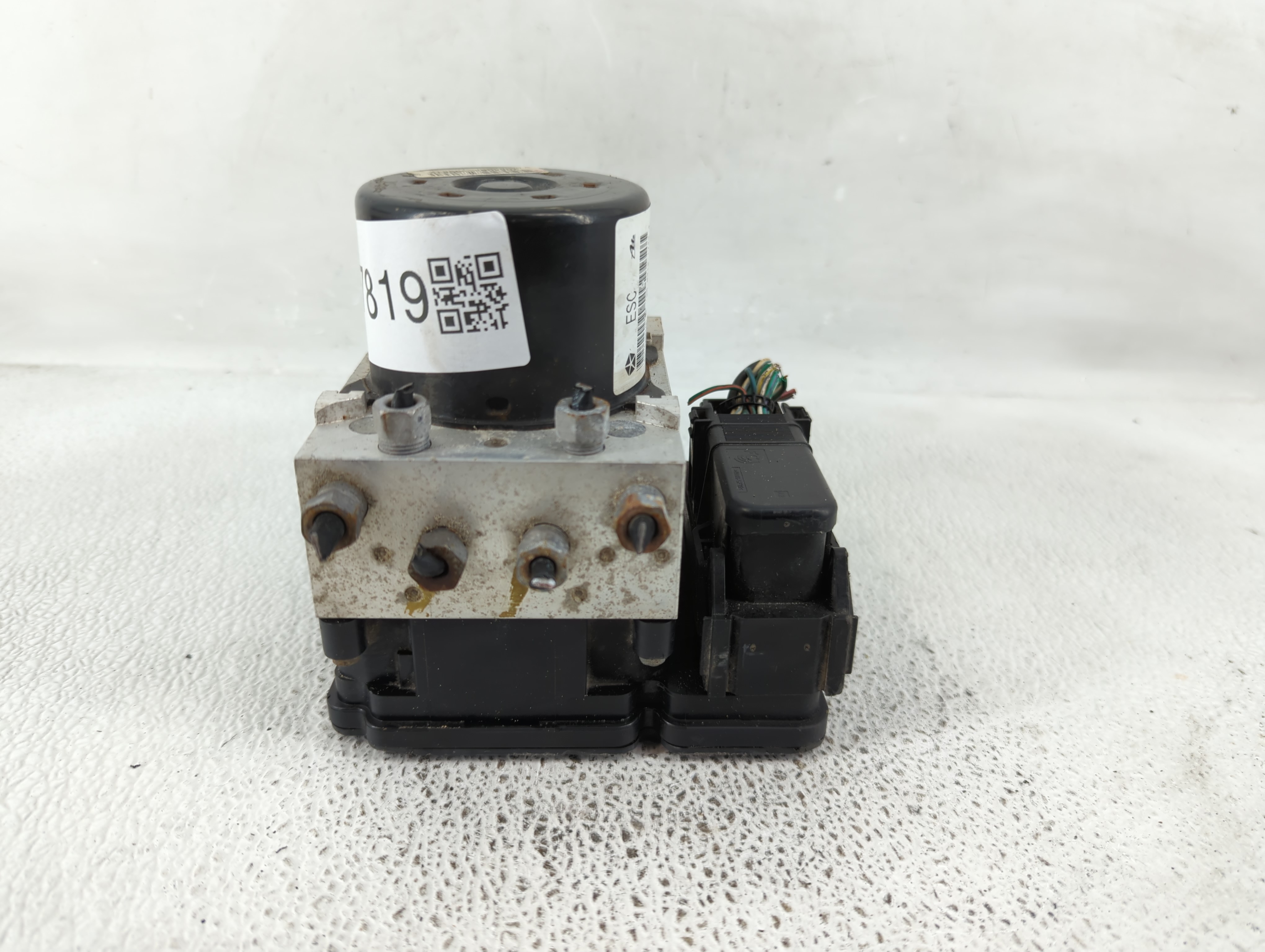 2011-2011 Chrysler Town & Country Abs Pump Control Module 1177819 - Oemusedautoparts1.com