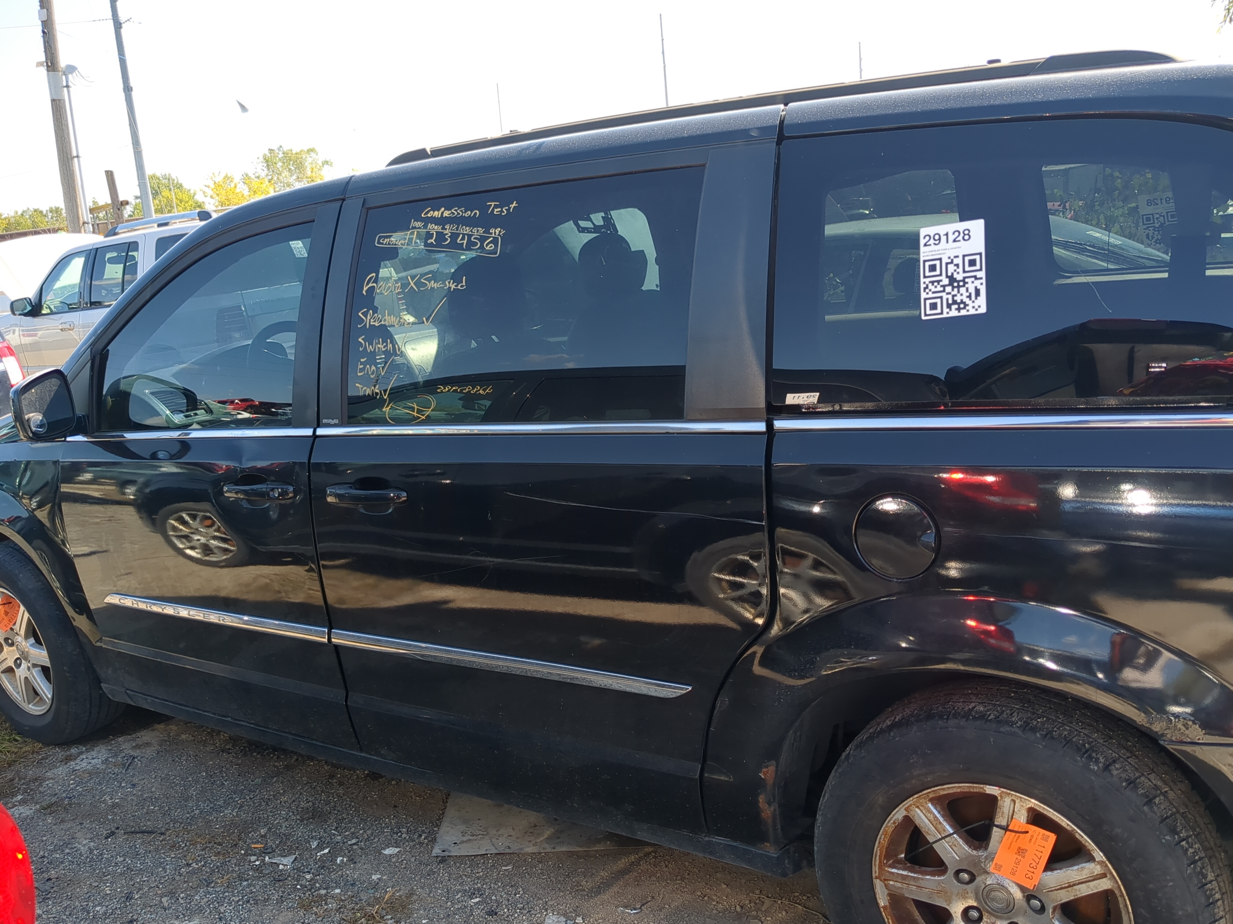 2011-2016 Chrysler Town & Country Driver Rear Door Oem 1177992 - Oemusedautoparts1.com