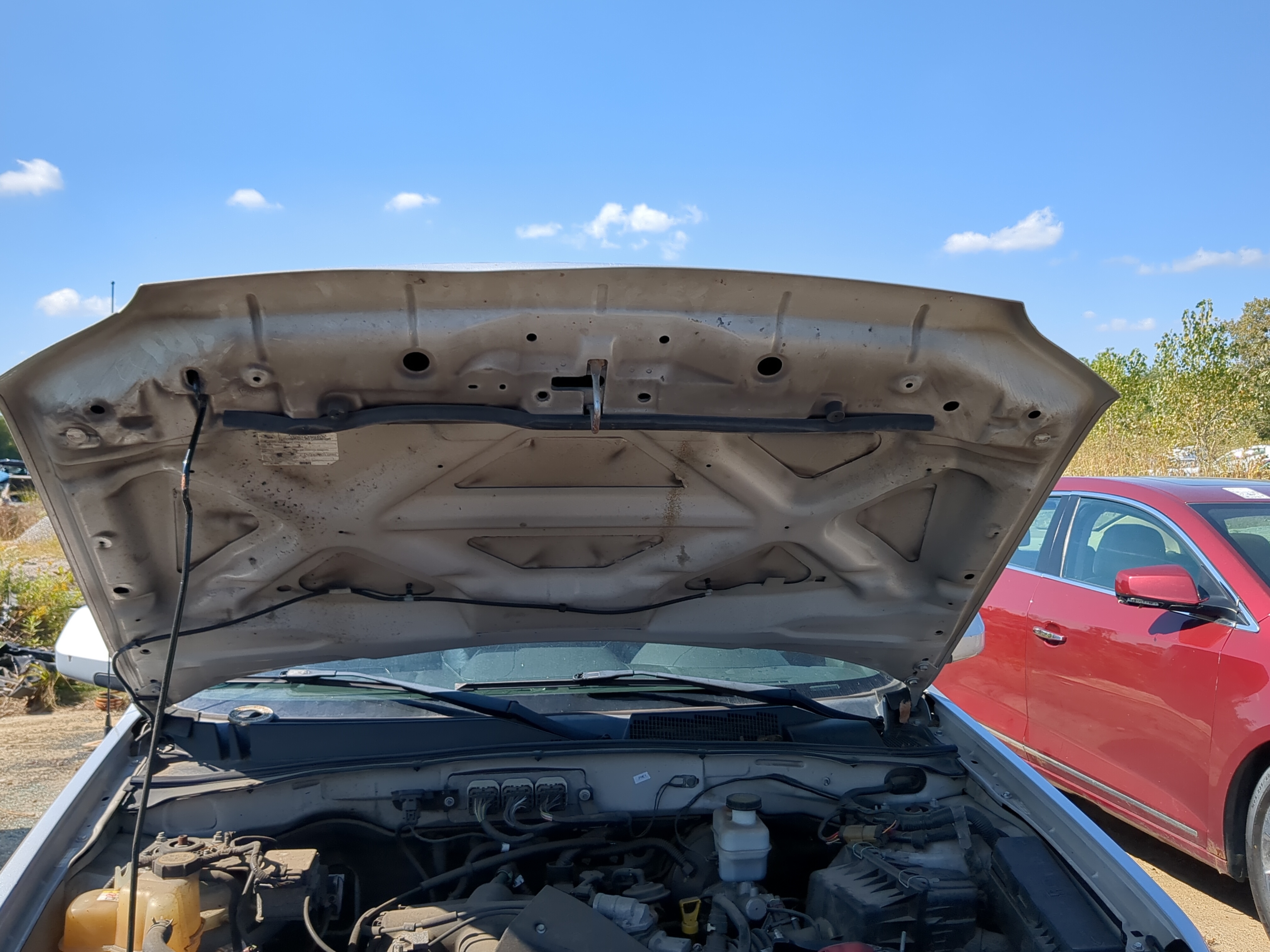 2008-2011 Mercury Mariner Hood Oem 1178057 - Oemusedautoparts1.com