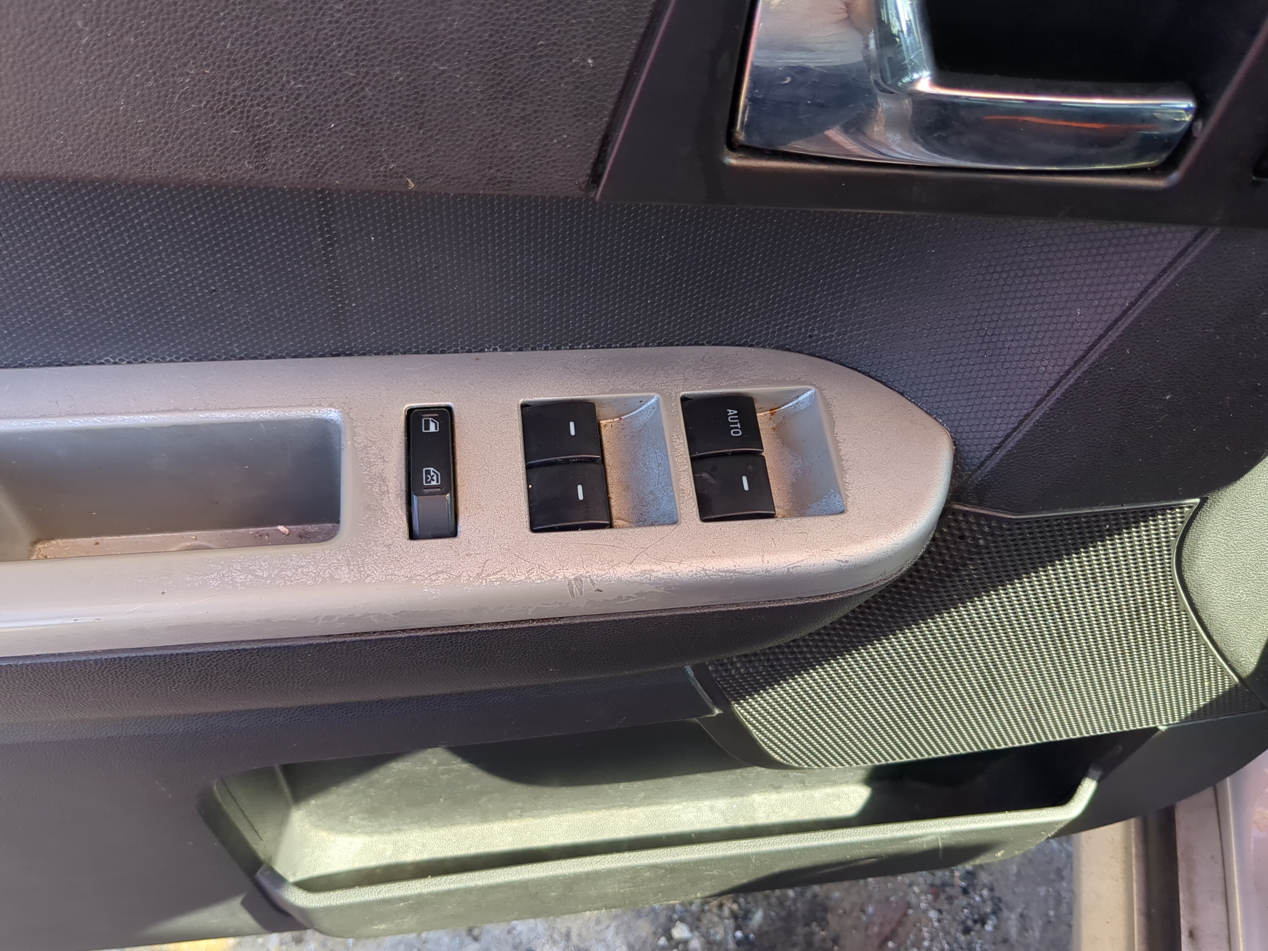 Picture of 2008-2011 Mercury Mariner Driver Left Door Master Power Window Switch 1178103
