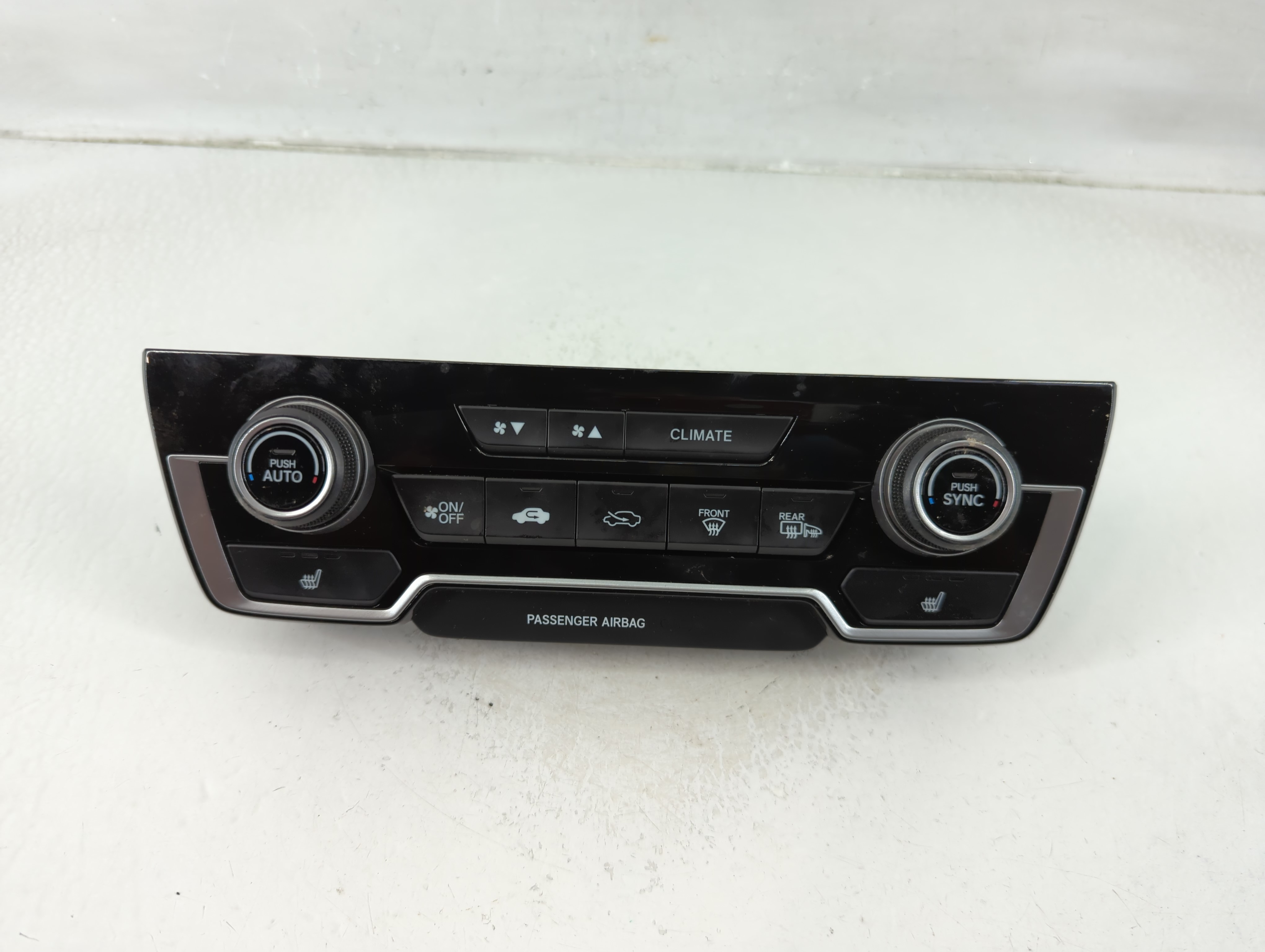 Picture of 2017-2022 Honda Cr-v Ac Heater Climate Control Temperature Oem 1178213