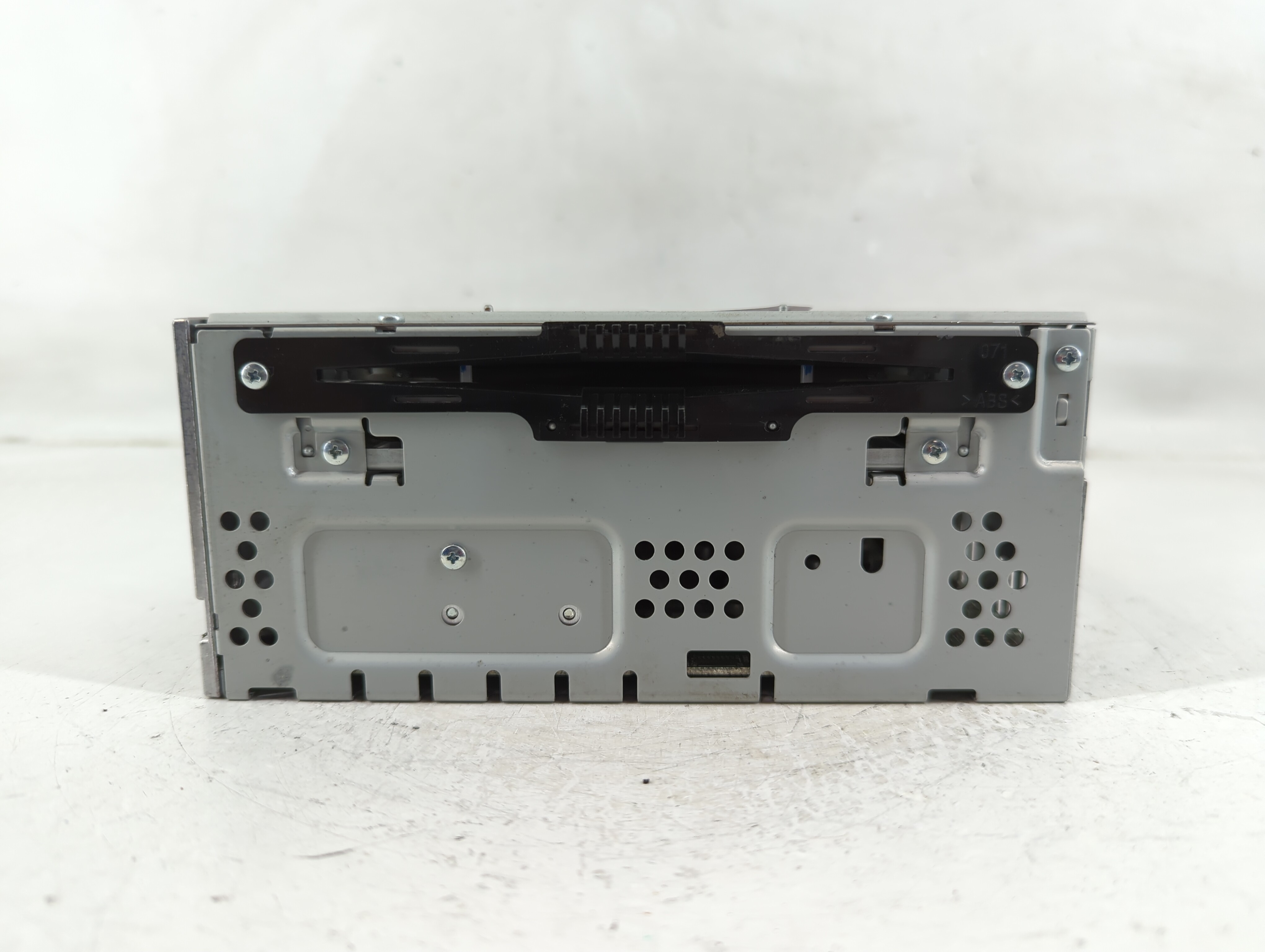 2016-2016 Ford Fusion Am Fm Cd Player Radio Receiver 1178240 - Oemusedautoparts1.com