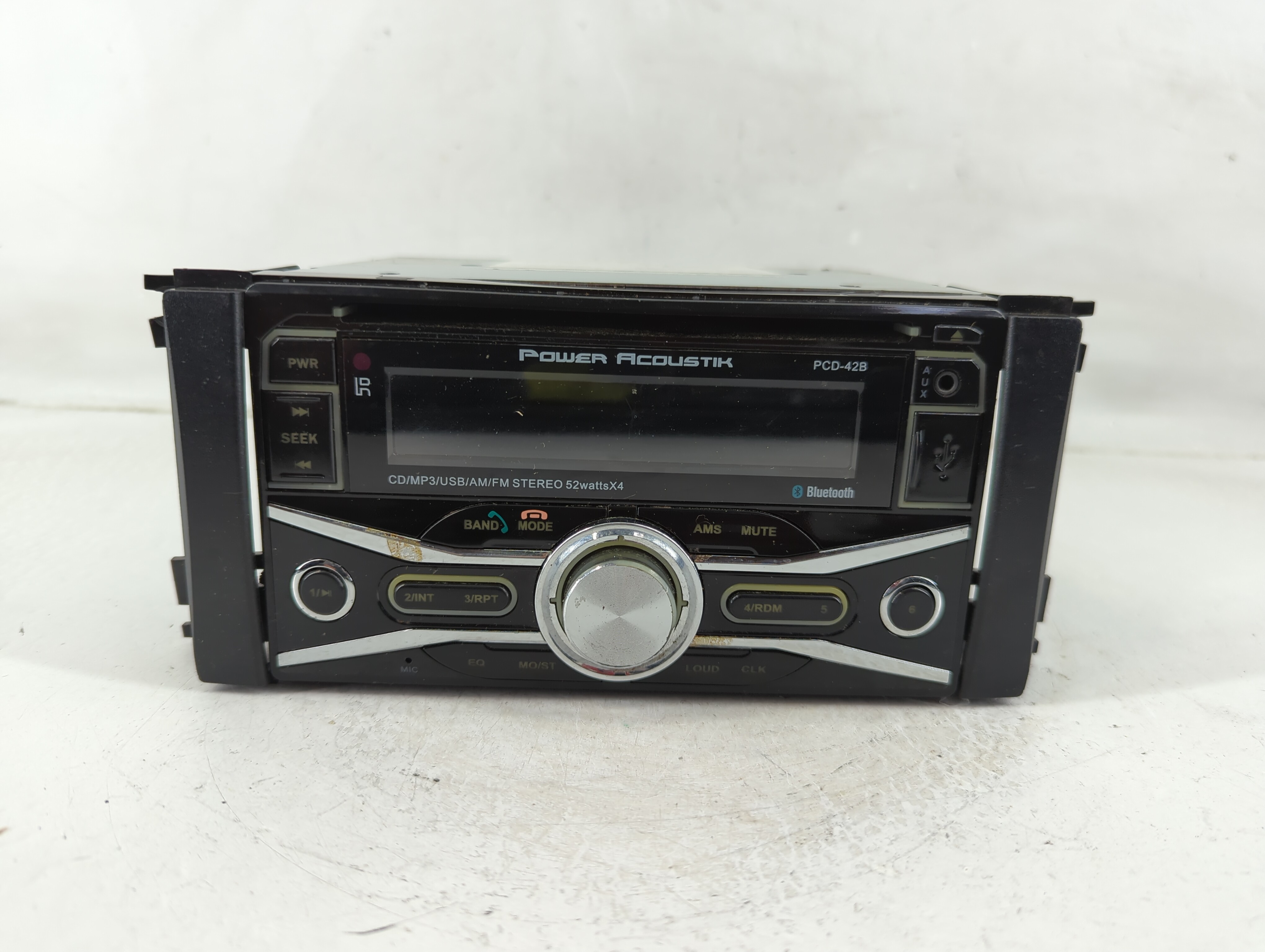 Dodge Caravan Am Fm Cd Player Radio Receiver 1178241 - Oemusedautoparts1.com