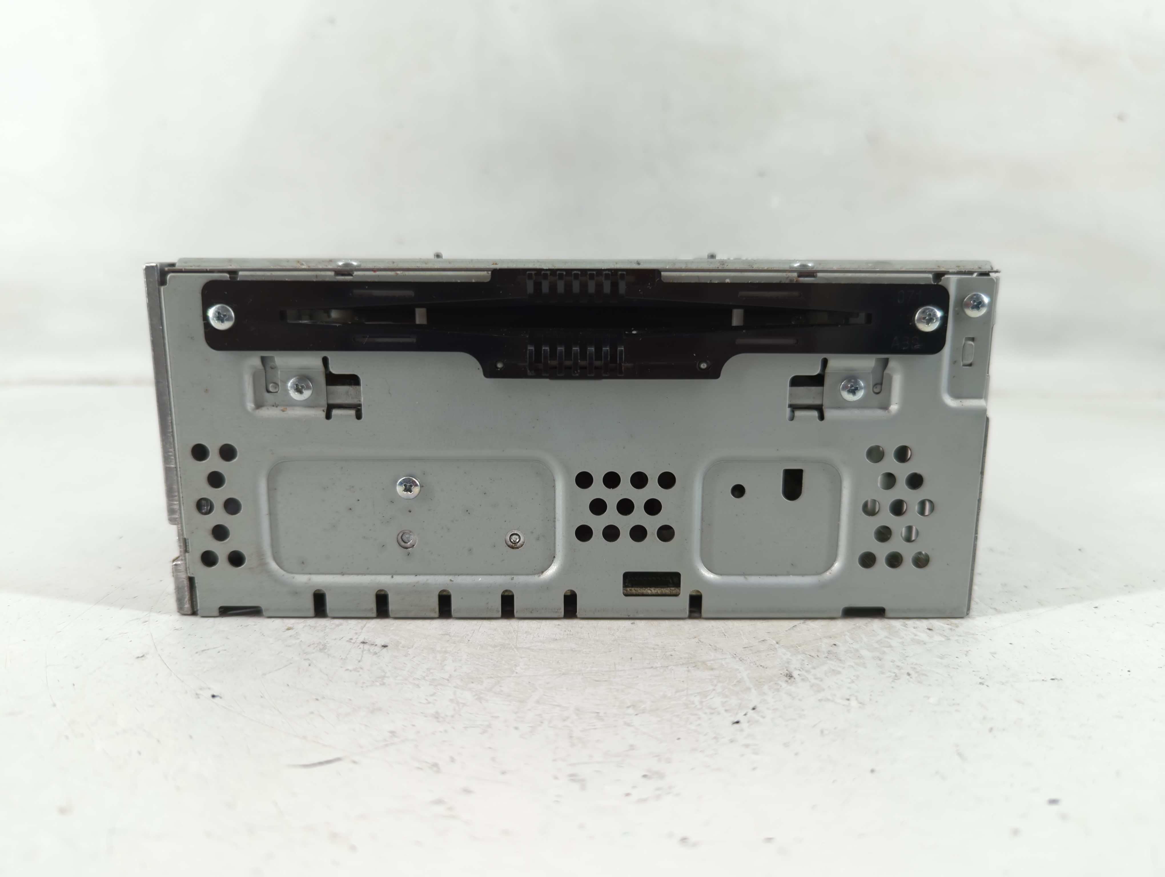 2013-2015 Ford Fusion Am Fm Cd Player Radio Receiver 1178245 - Oemusedautoparts1.com