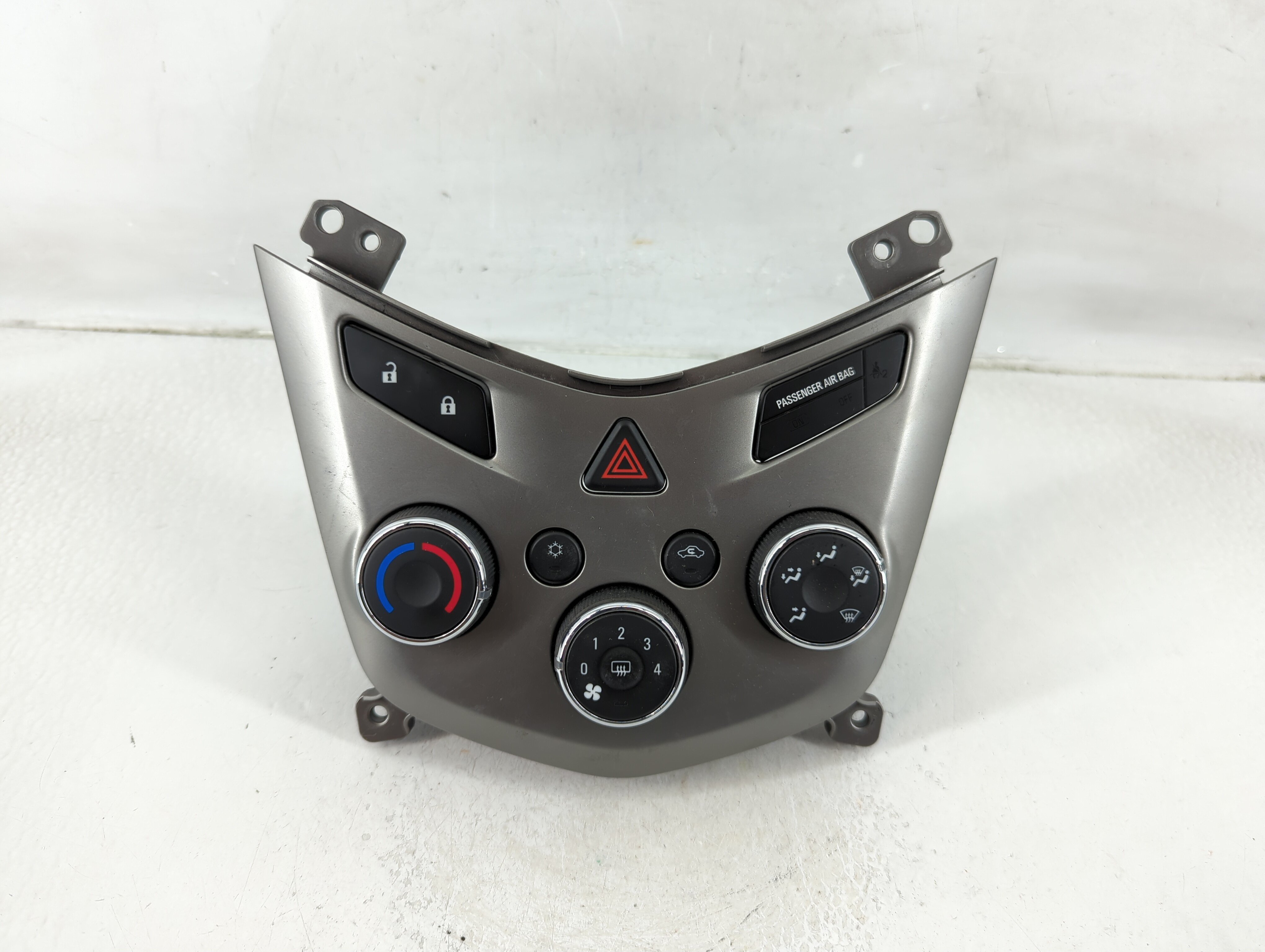 Picture of 2015-2016 Chevrolet Sonic Ac Heater Climate Control 94781800 1178255