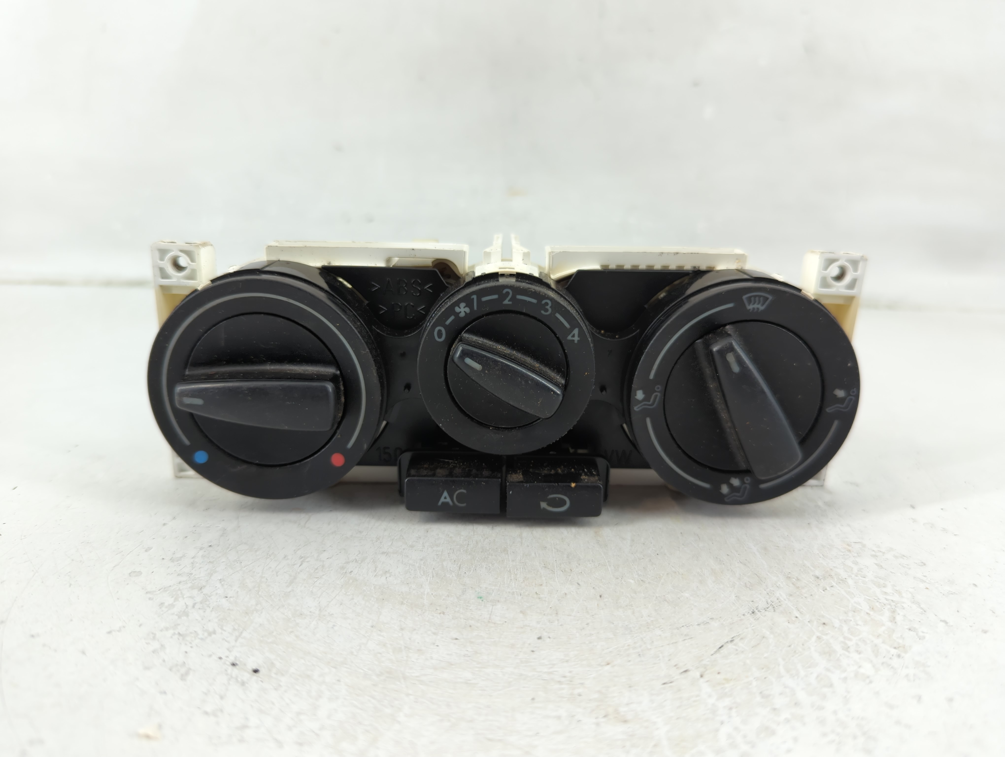 Picture of 1999-2011 Volkswagen Jetta Ac Heater Climate Control 1j0 820 045 F 1178278
