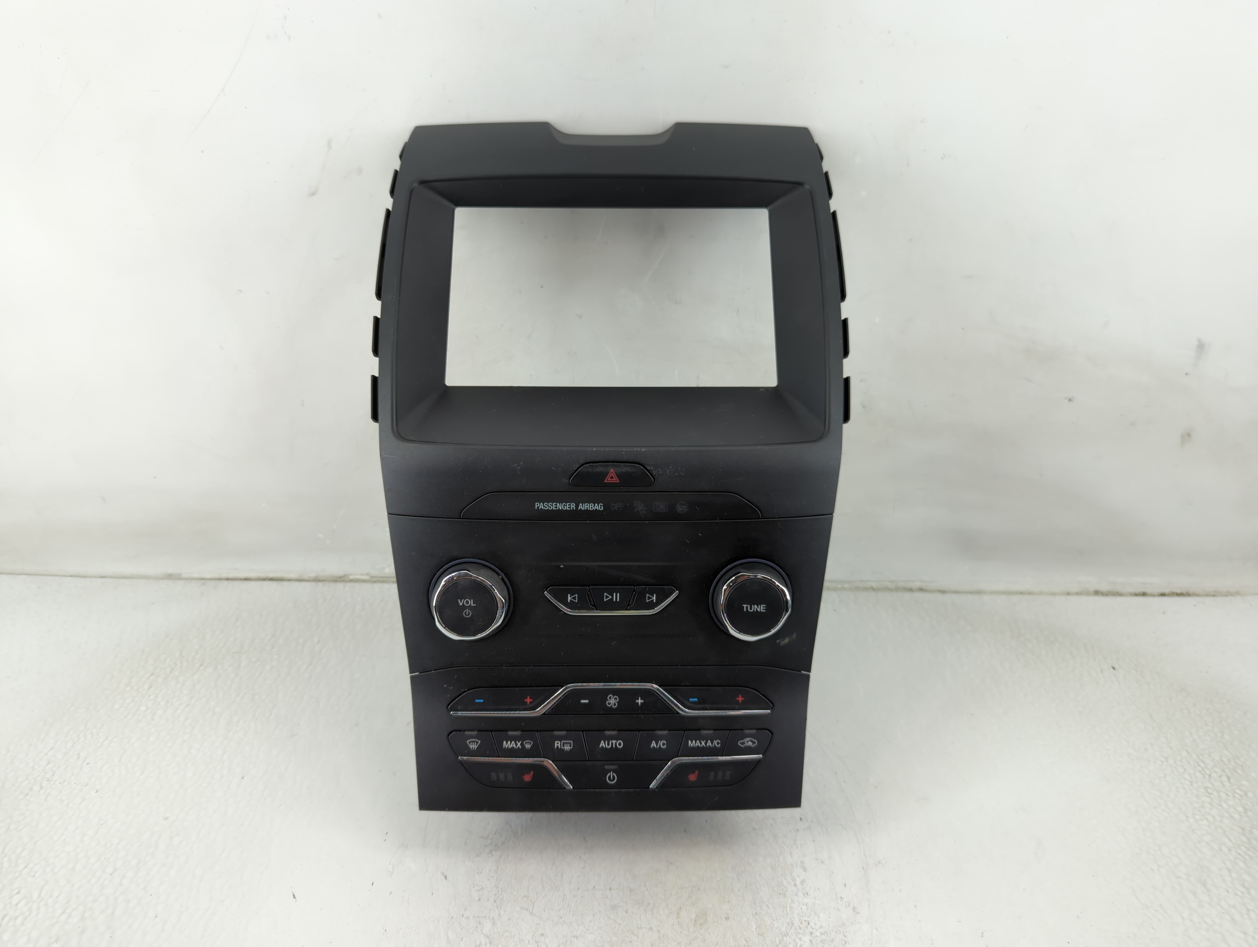2019-2020 Ford Edge Am Fm Cd Player Radio Receiver 1178301 - Oemusedautoparts1.com