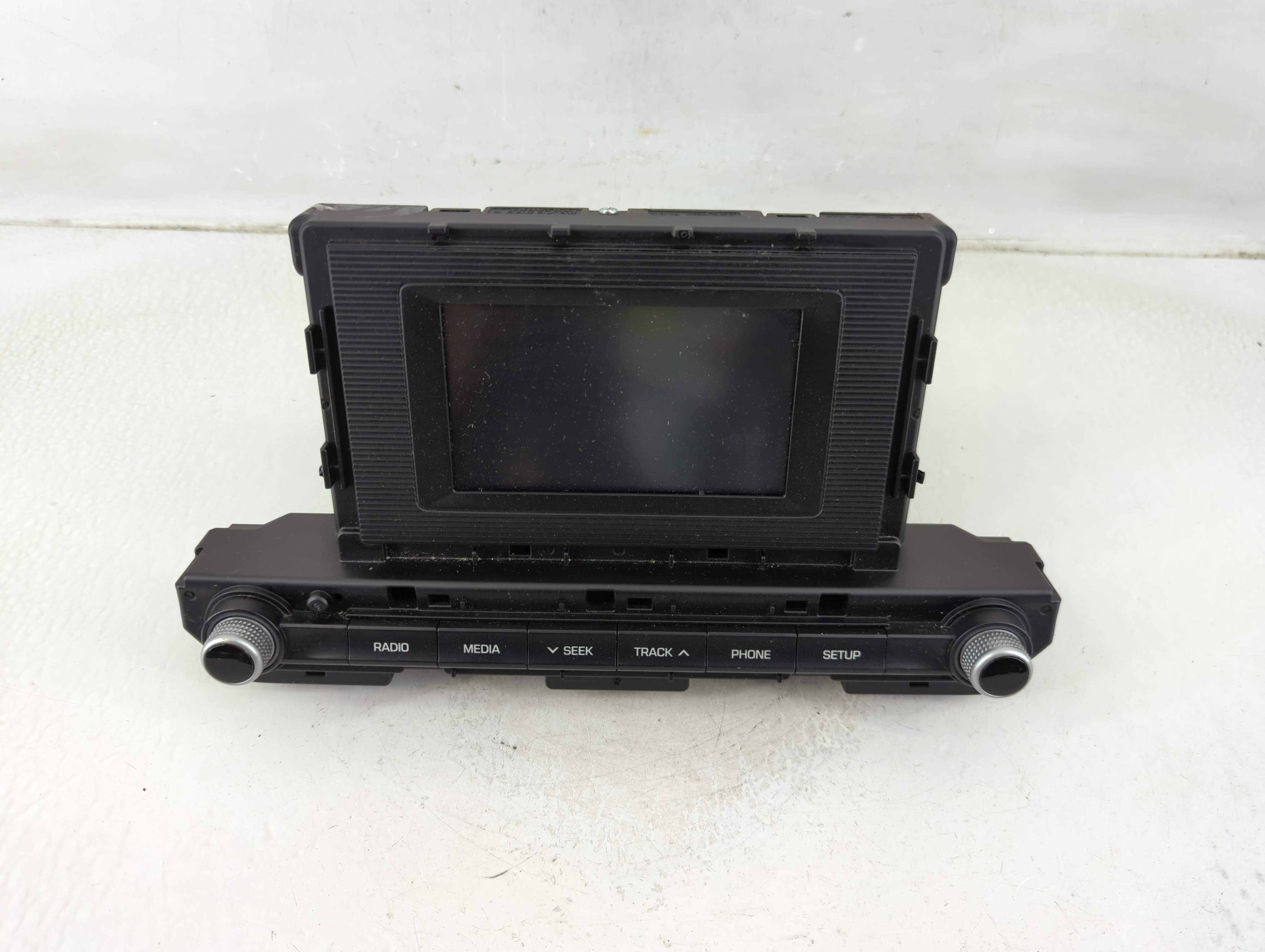 2019-2020 Hyundai Elantra Am Fm Cd Player Radio Receiver 1178317 - Oemusedautoparts1.com