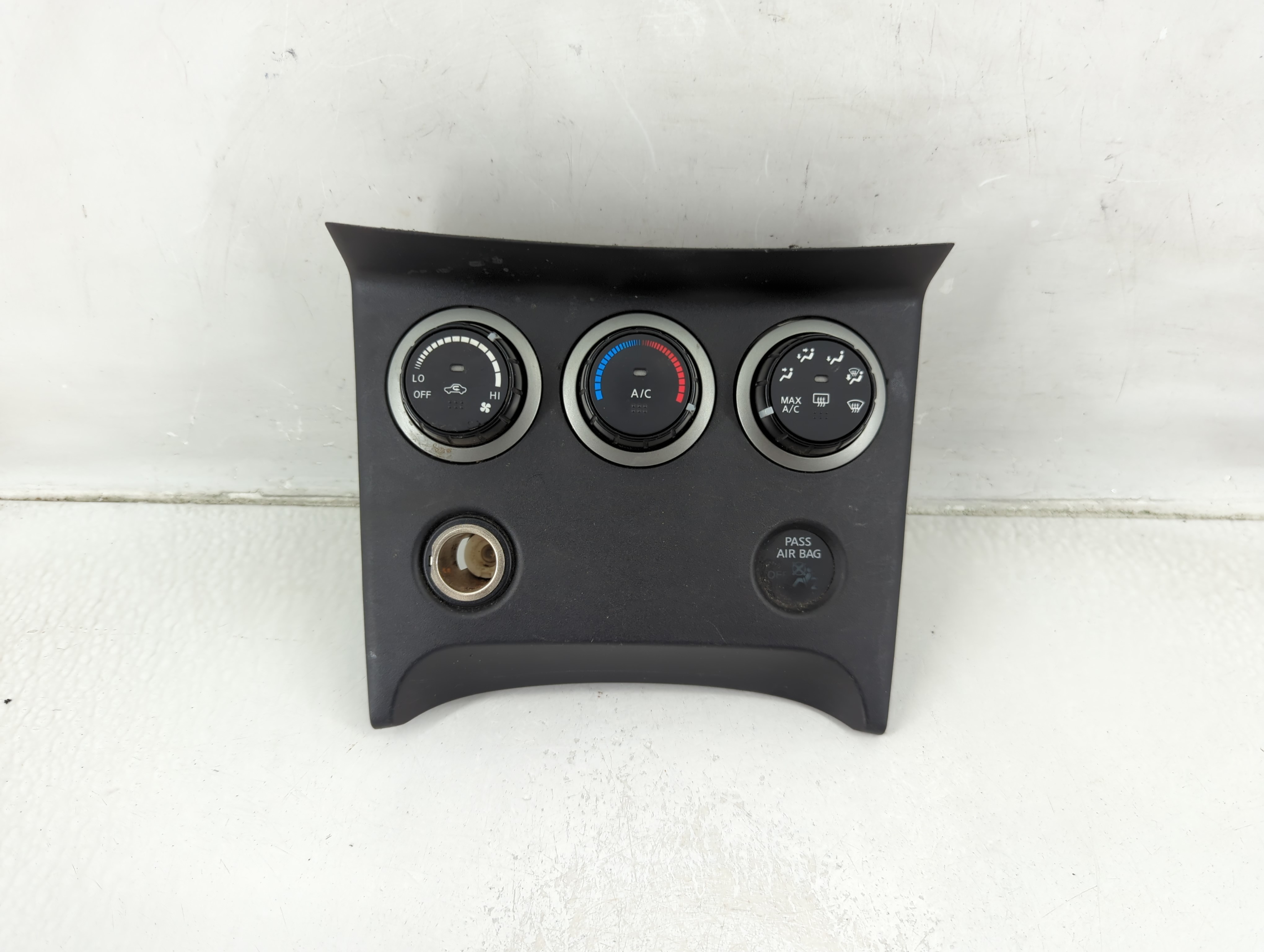 Picture of 2008-2010 Nissan Rogue Ac Heater Climate Control 27500 Jm00a 1178327