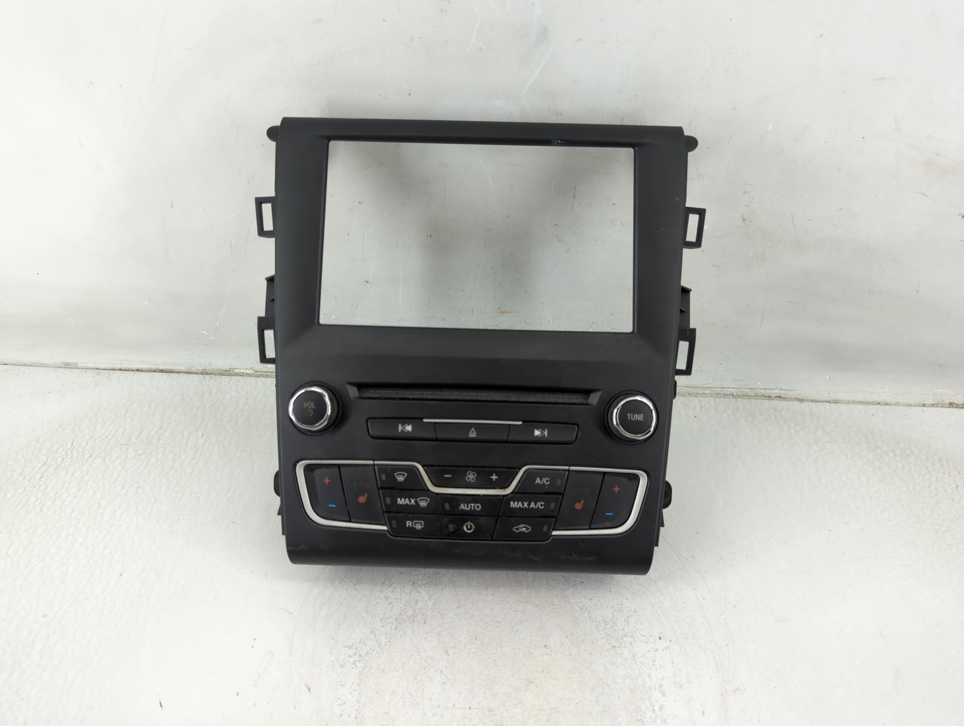 2018 Ford Fusion Ac Heater Roof Climate Control Gs7t-18e245-aeb 1178337 - Oemusedautoparts1.com