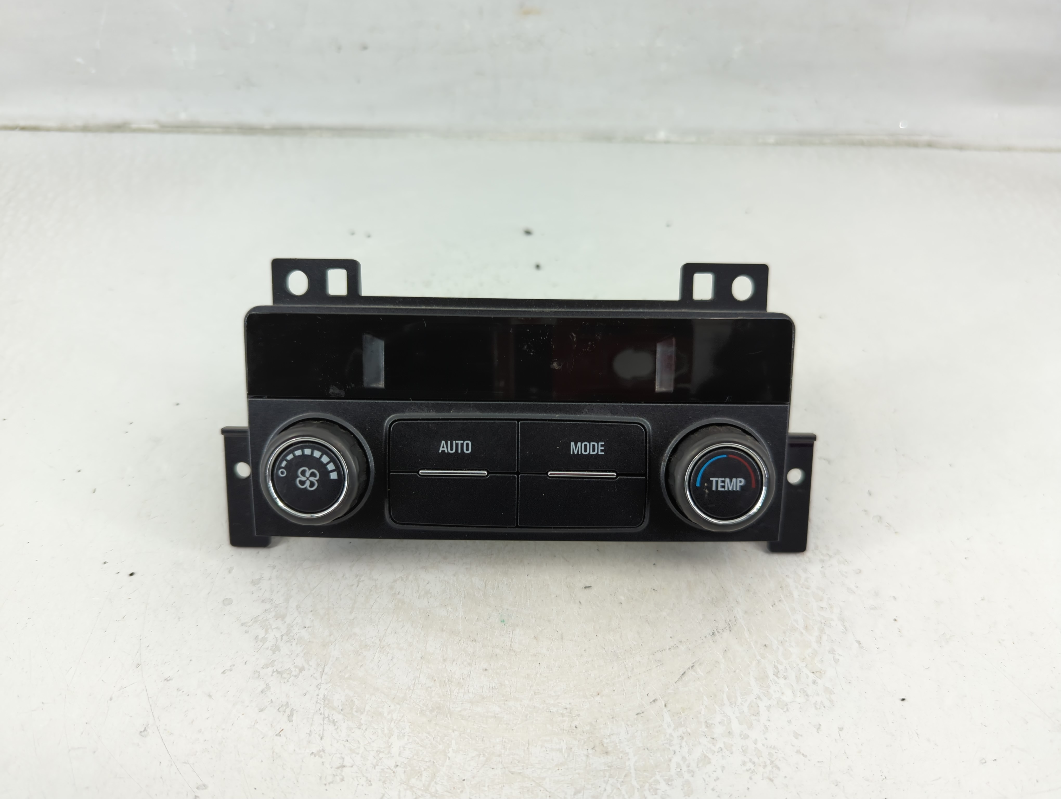 Picture of 2018-2022 Chevrolet Traverse Ac Heater Climate Control 23507152 1178360