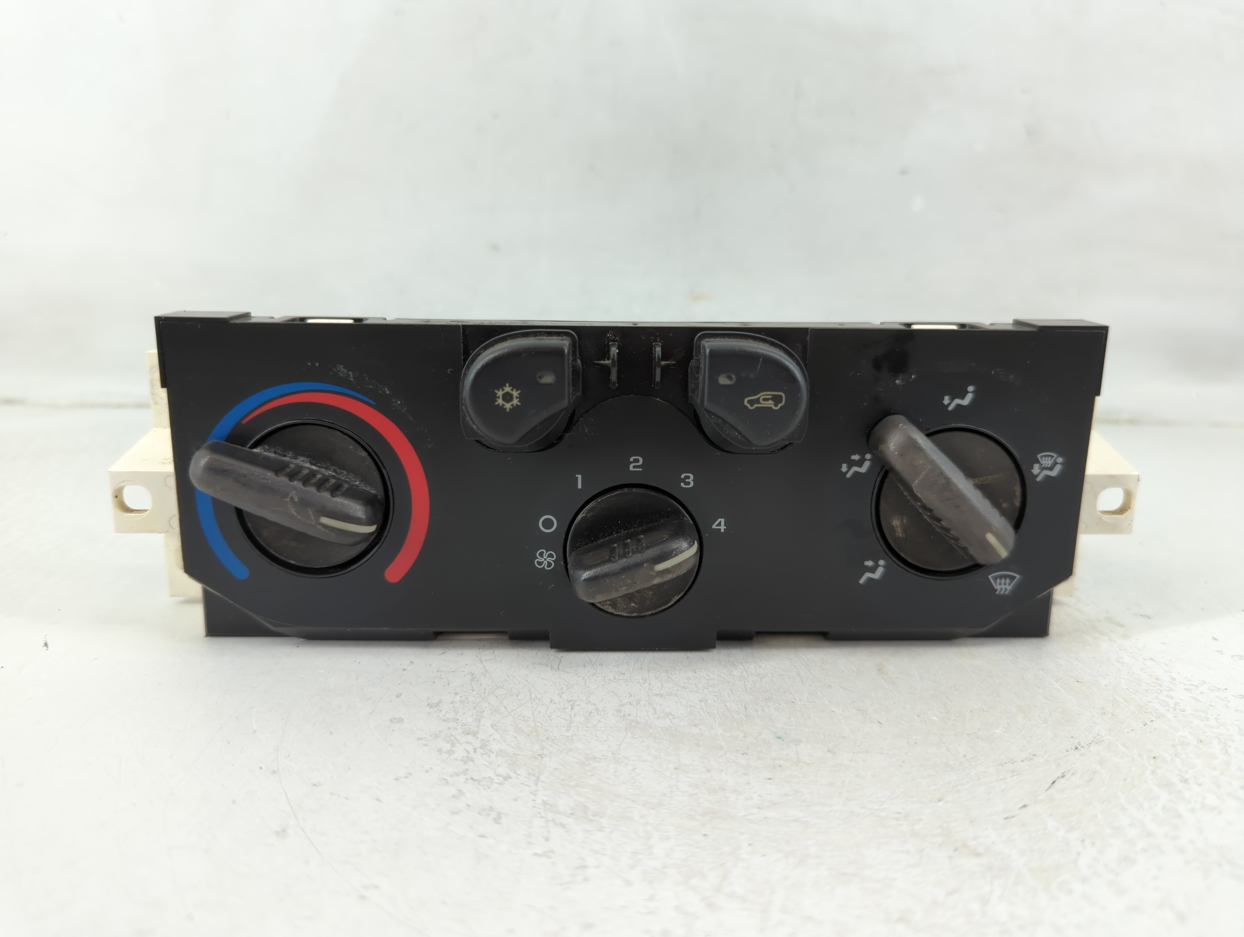 Picture of 2004-2012 Chevrolet Colorado Ac Heater Climate Control 15858833 1178488