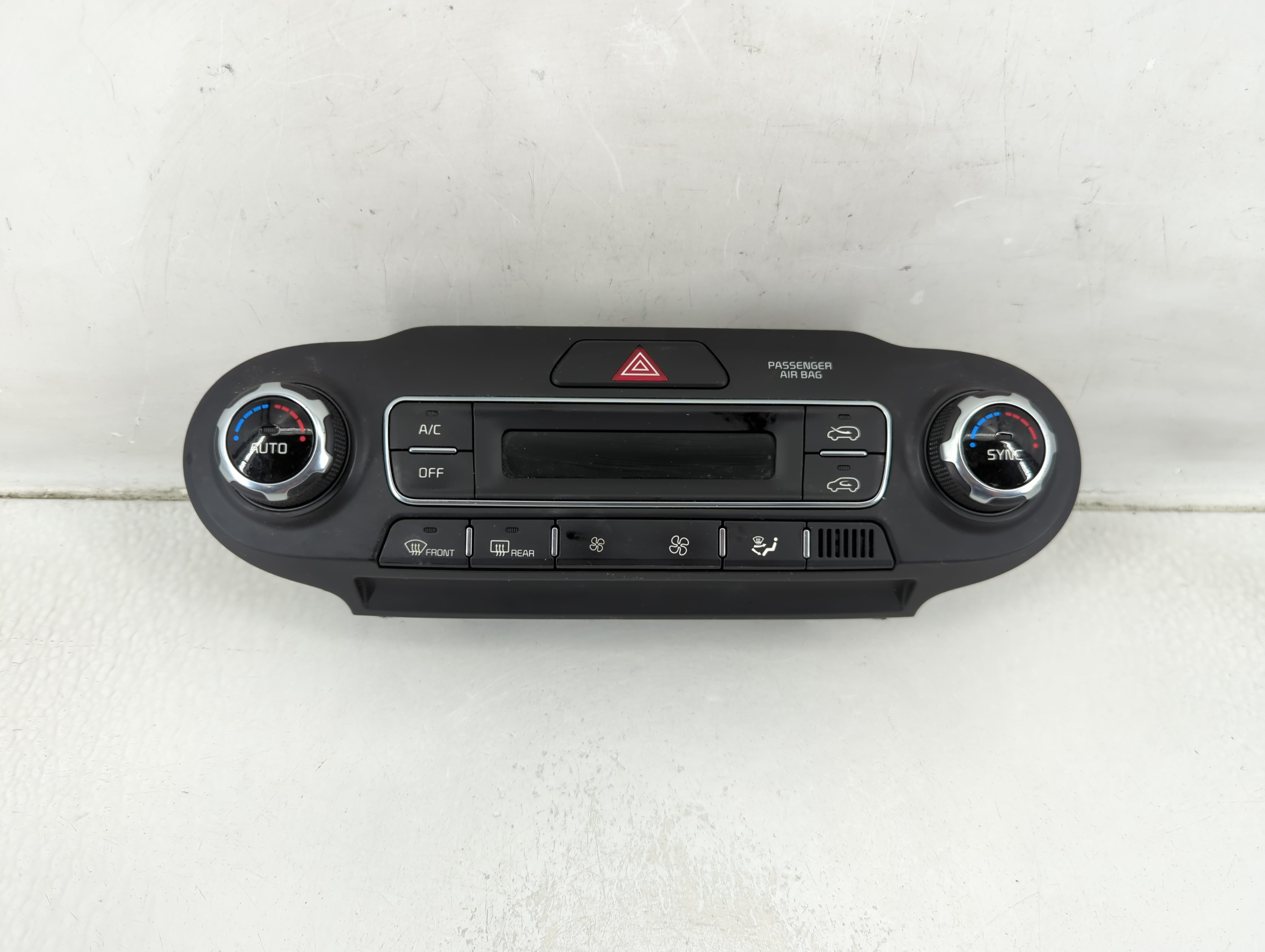 Picture of 2019-2019 Kia Sorento Ac Heater Climate Control 97250-c6aa0 1178493