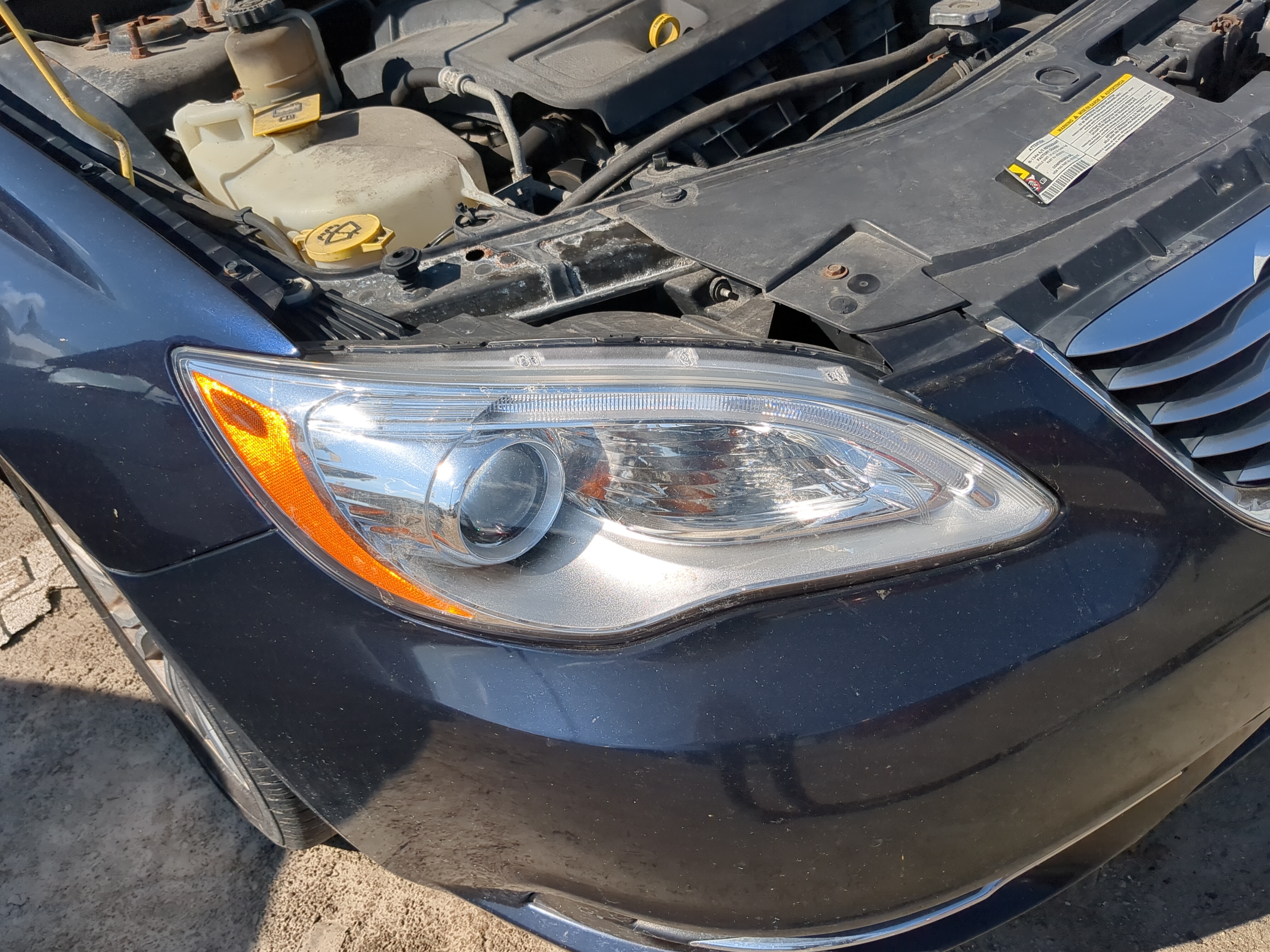 2011-2014 Chrysler 200 Passenger Right Oem Head Light Headlight Lamp 1178532 - Oemusedautoparts1.com