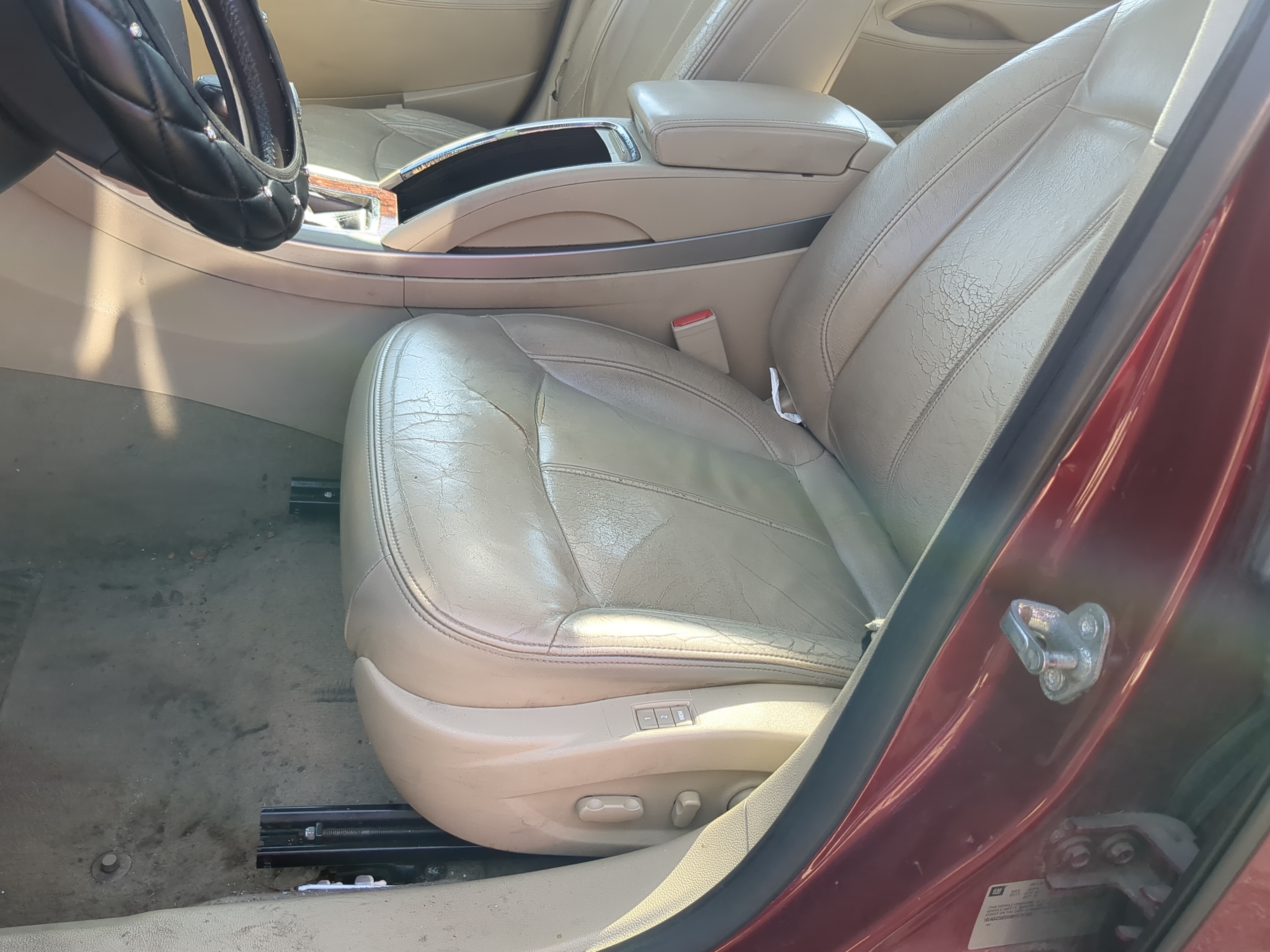Picture of 2011-2011 Buick Lacrosse Driver Front Seat Oem 1178828