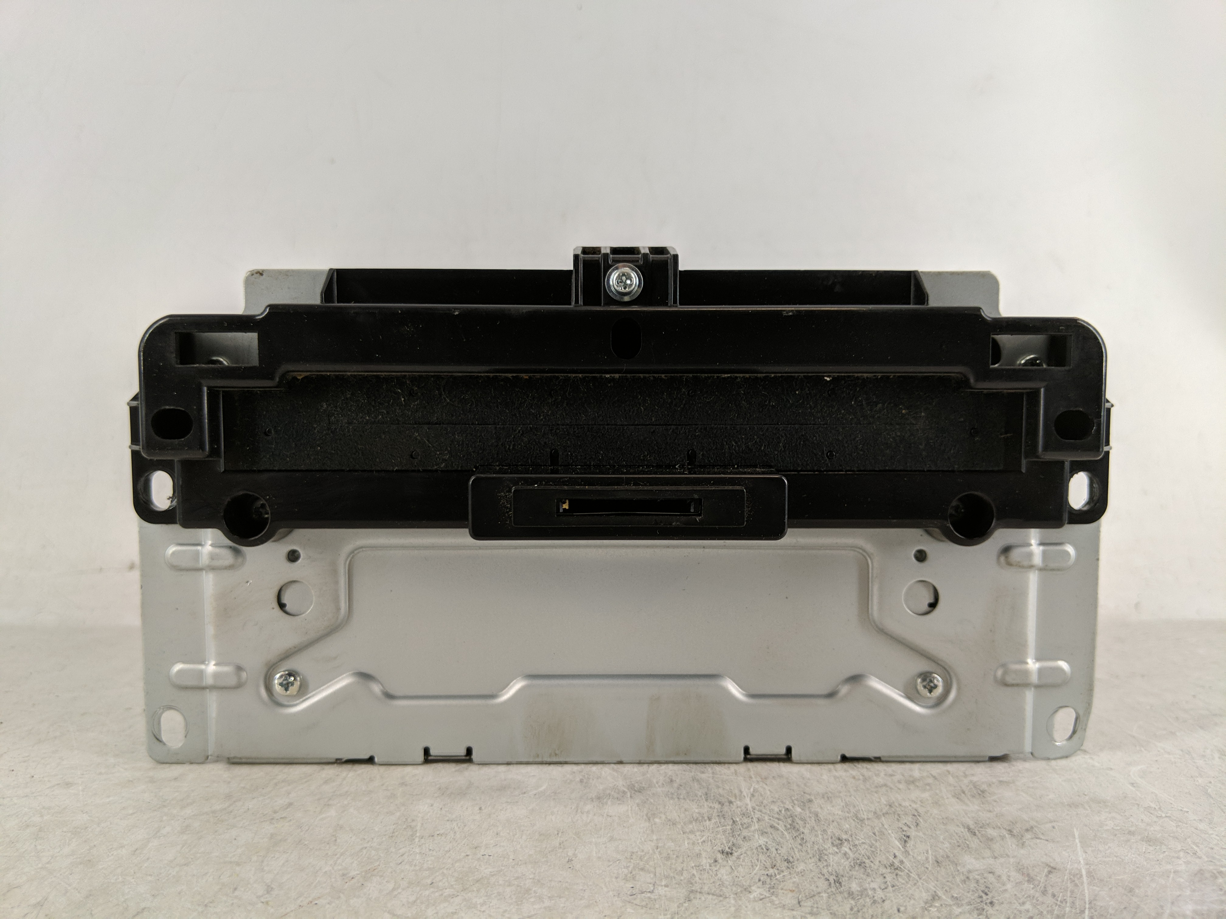 2011-2012 Dodge Journey Am Fm Cd Player Radio Receiver 1178881 - Oemusedautoparts1.com