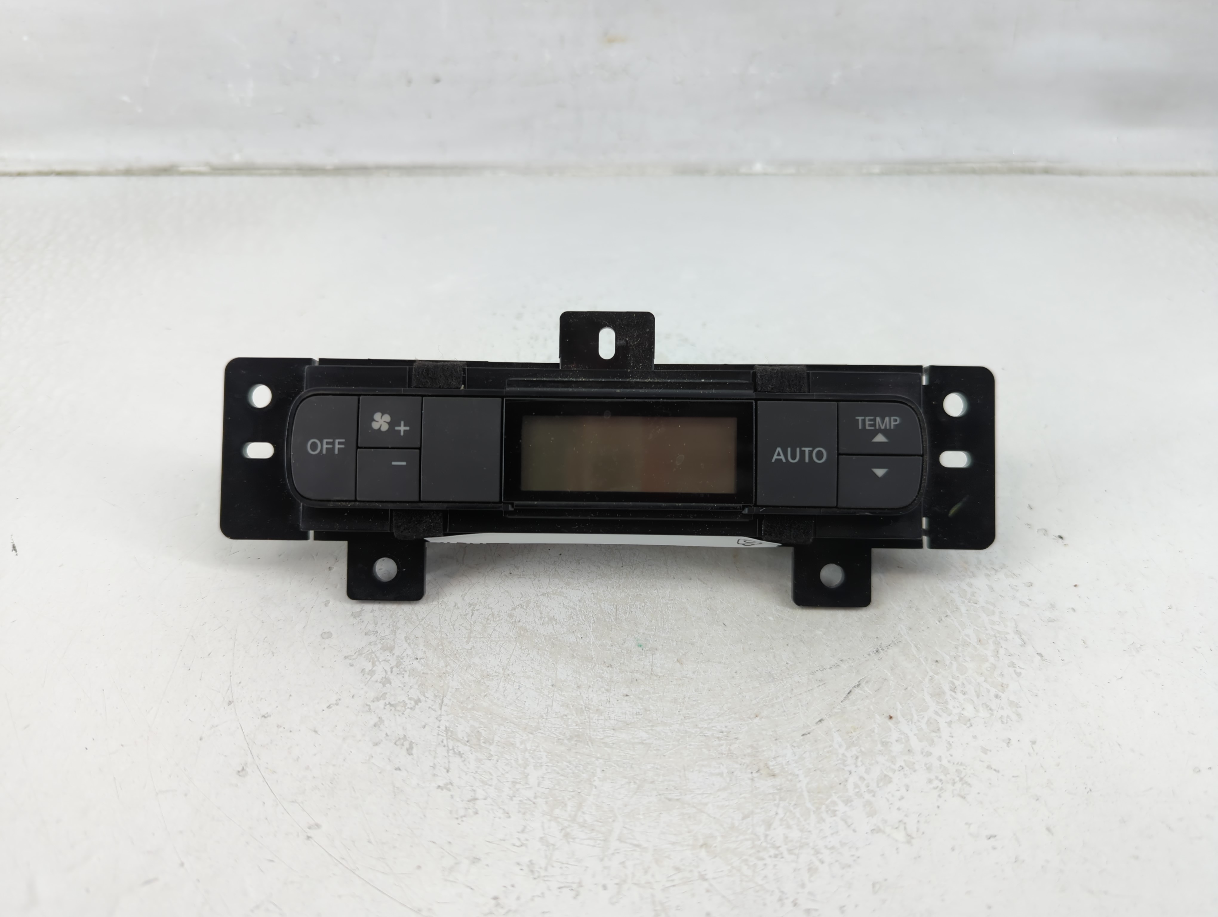 Picture of 2013-2013 Nissan Pathfinder Ac Heater Climate Control 275113ka0a 1178900