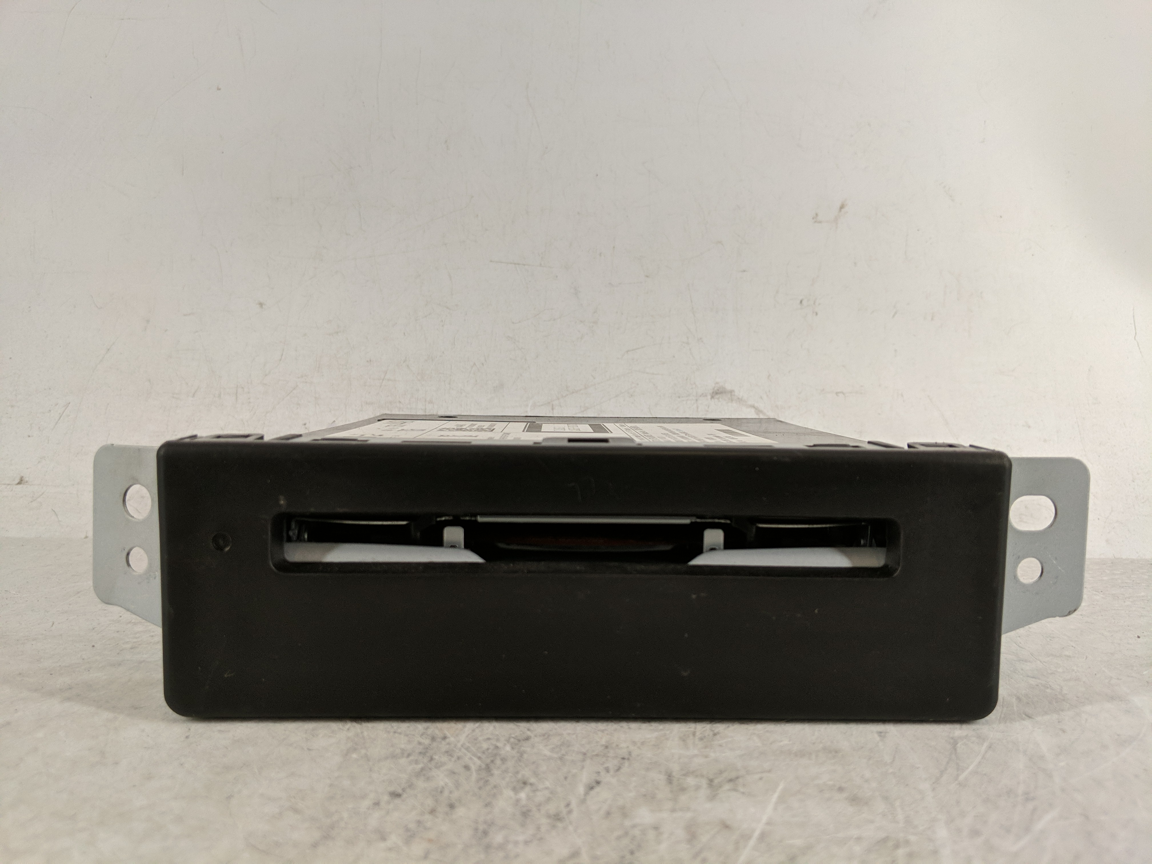 Picture of 2015-2019 Chevrolet Silverado 1500 Am Fm Cd Player Radio Receiver 1178936