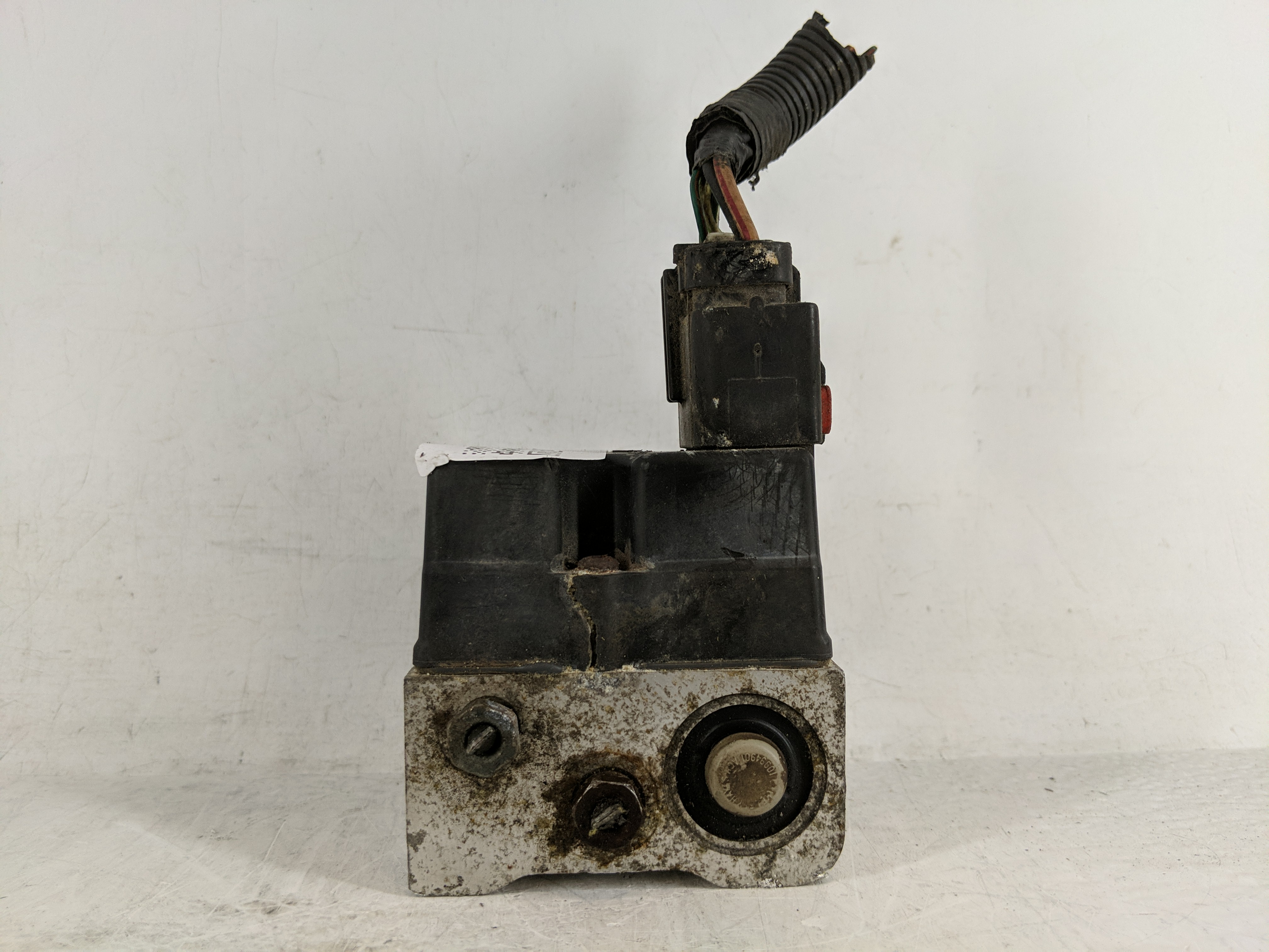 2005-2005 Dodge Dakota Abs Pump Control Module 1178948 - Oemusedautoparts1.com