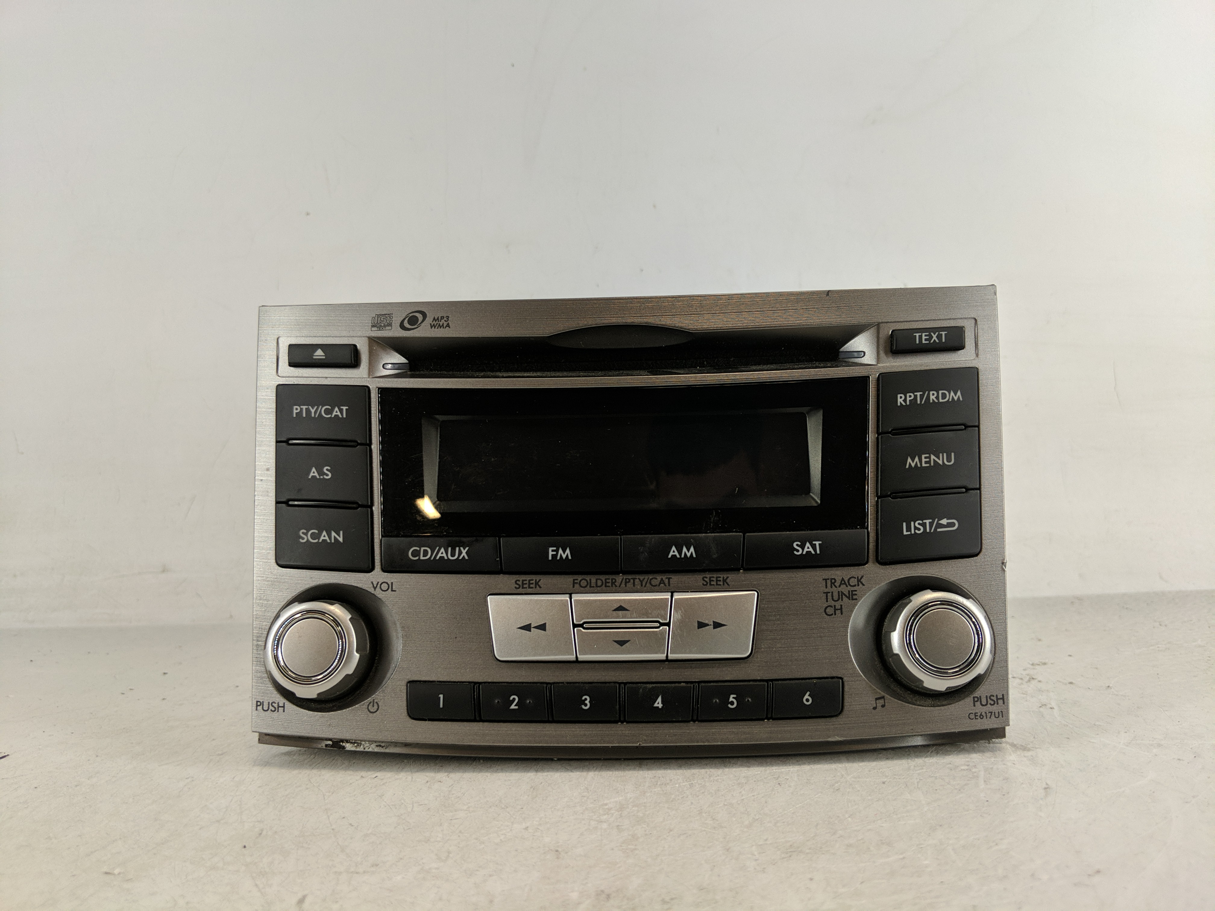 2012-2014 Subaru Legacy Am Fm Cd Player Radio Receiver 1178996 - Oemusedautoparts1.com