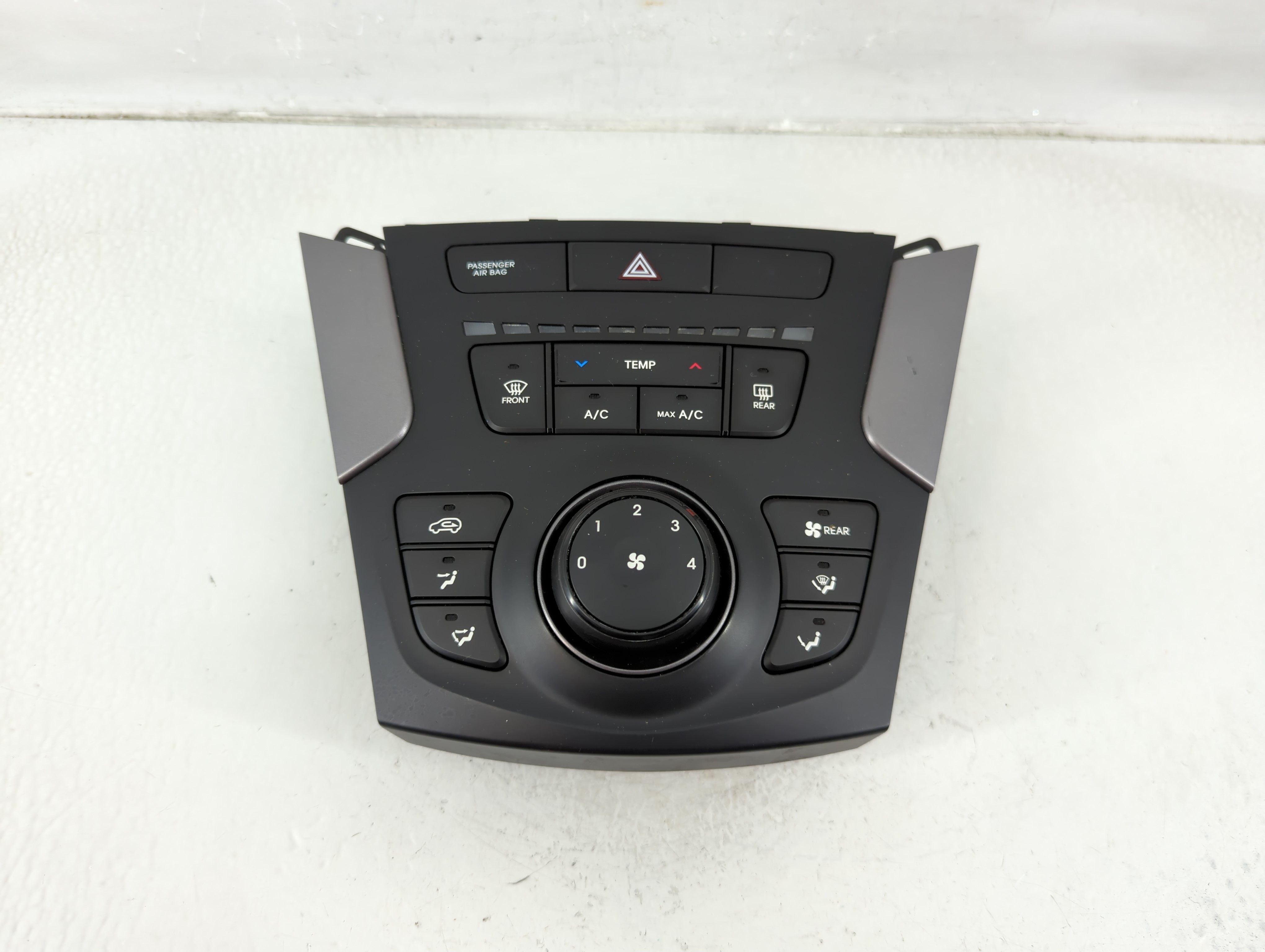 Picture of 2013-2016 Hyundai Santa Fe Ac Heater Climate Control 97250-b8040 1179032