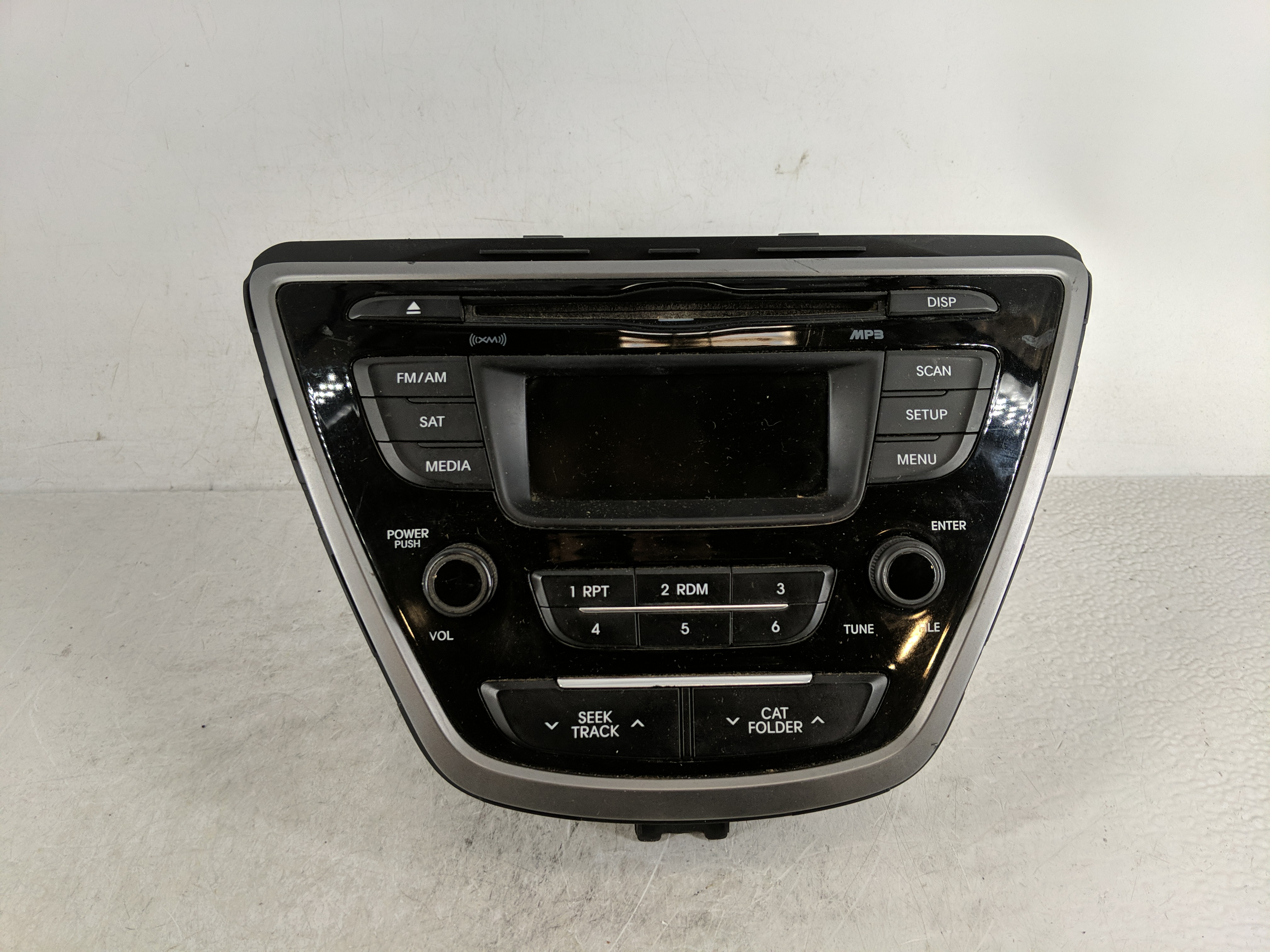 Picture of 2014-2016 Hyundai Elantra Am Fm Cd Player Radio Receiver 1179035