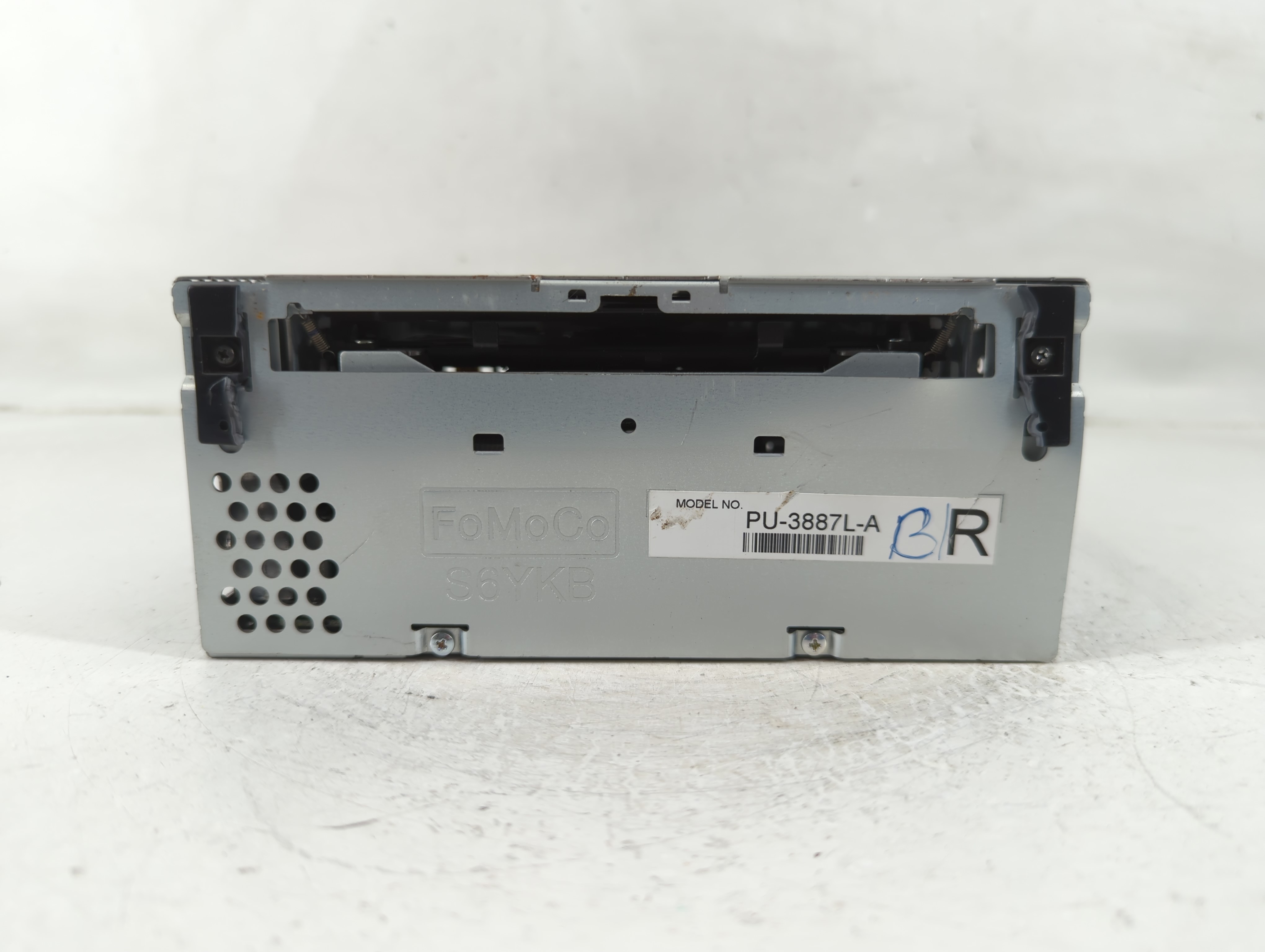 2013-2013 Ford Edge Am Fm Cd Player Radio Receiver 1179039 - Oemusedautoparts1.com