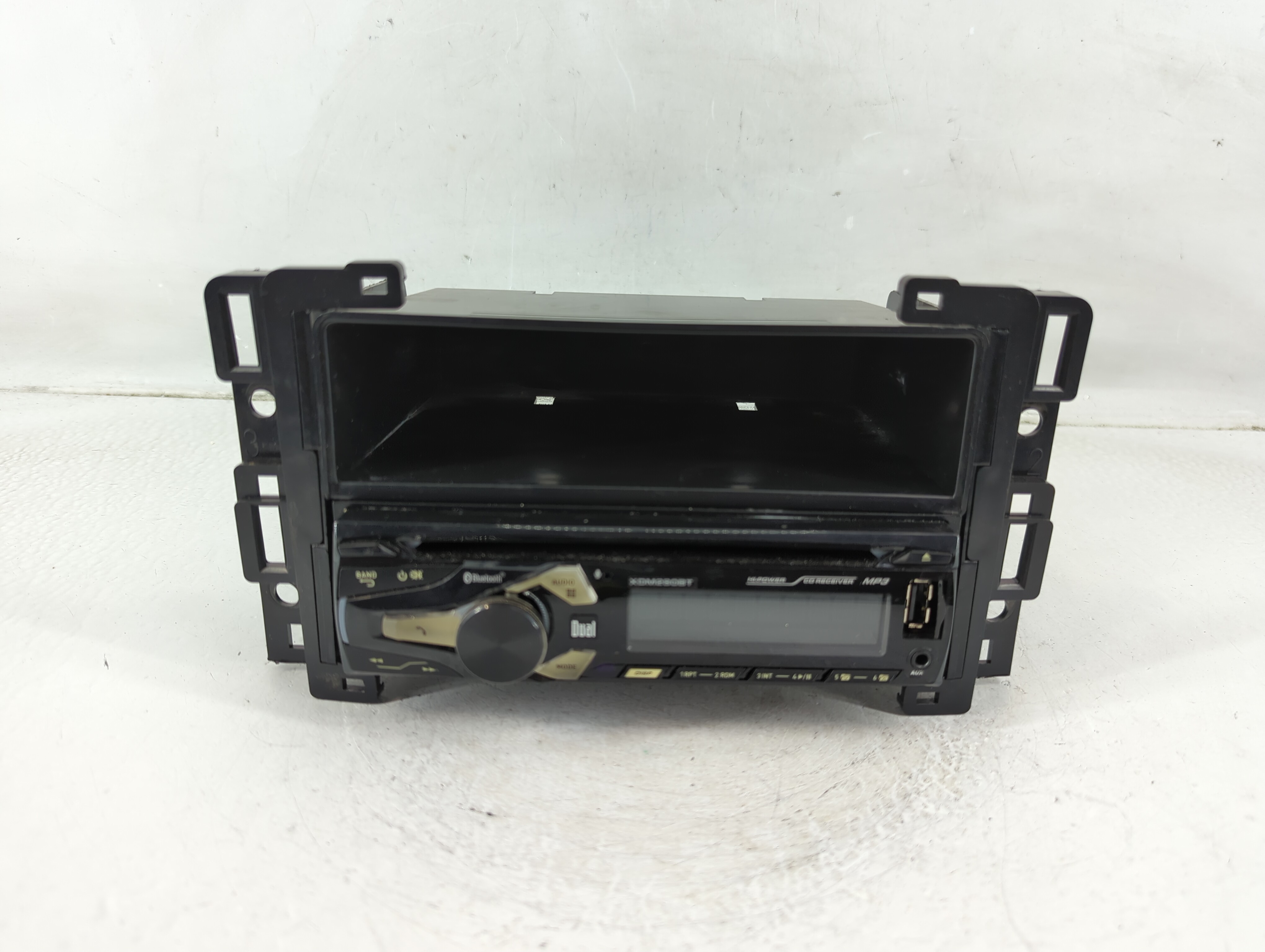 2005-2006 Chevrolet Cobalt Am Fm Cd Player Radio Receiver 1179049 - Oemusedautoparts1.com