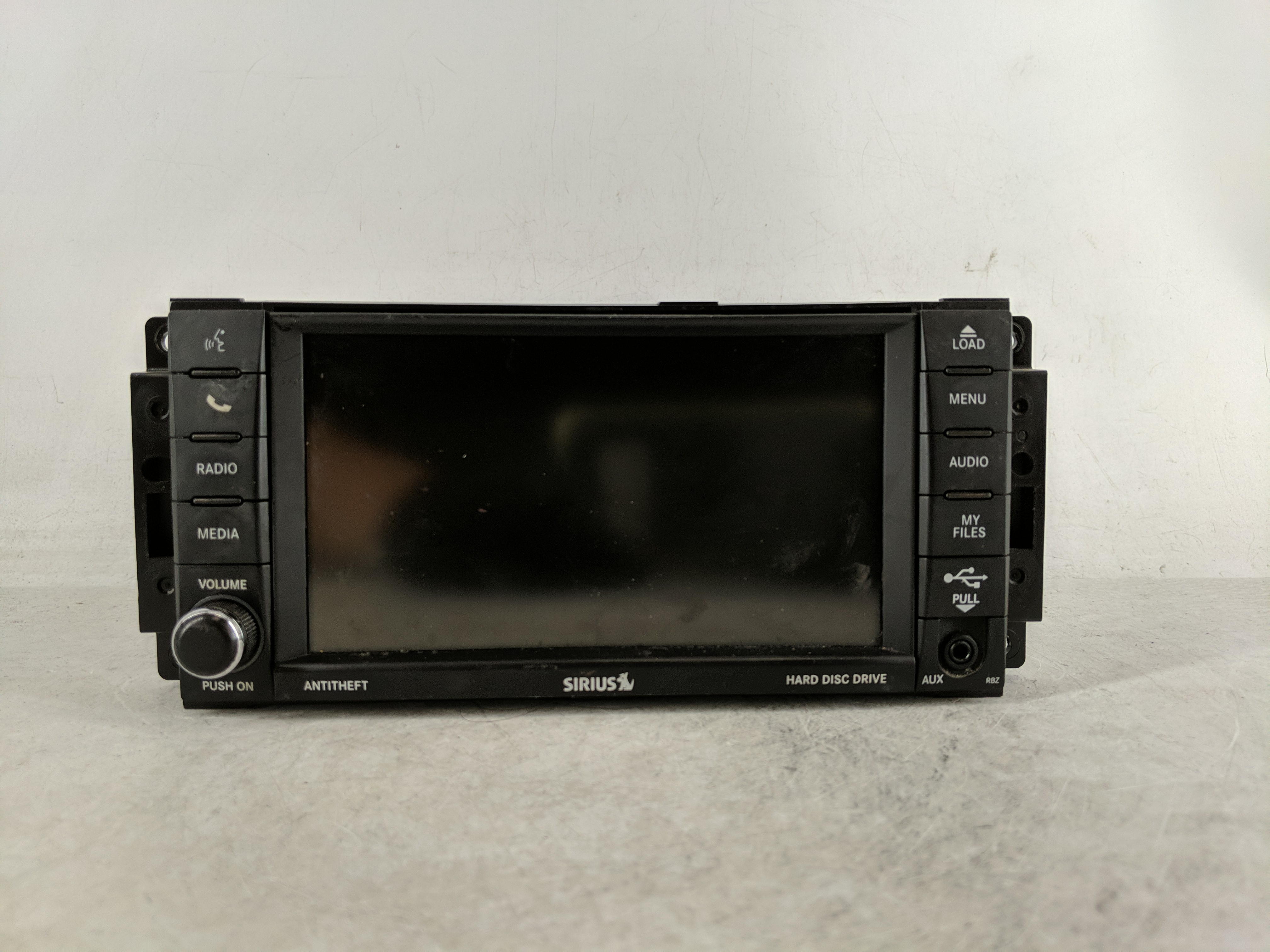 2012-2014 Volkswagen Routan Am Fm Cd Player Radio Receiver 1179266 - Oemusedautoparts1.com