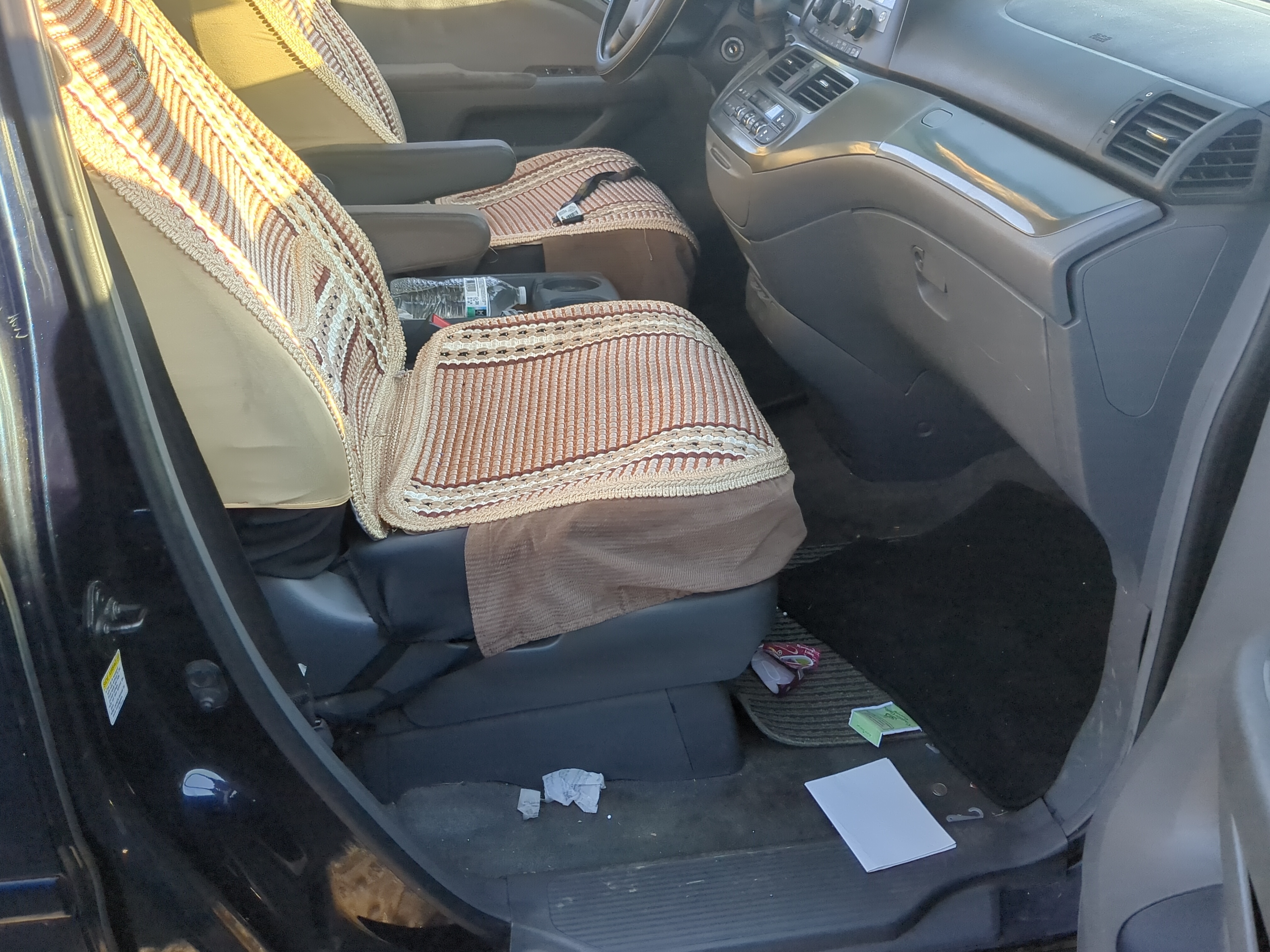 Picture of 2005-2006 Honda Odyssey Passenger Front Seat Oem 1179306