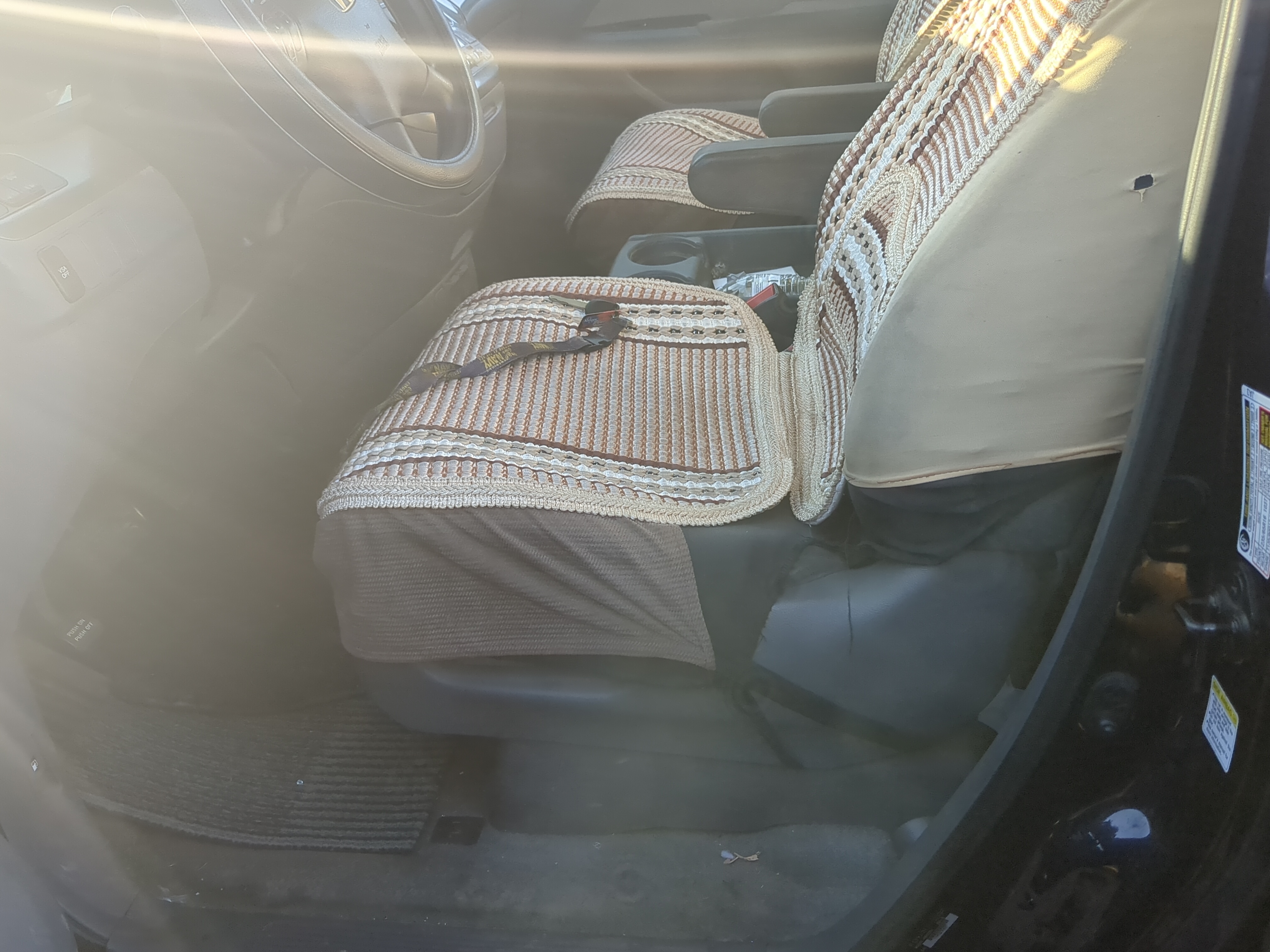 Picture of 2005-2006 Honda Odyssey Driver Front Seat Oem 1179378