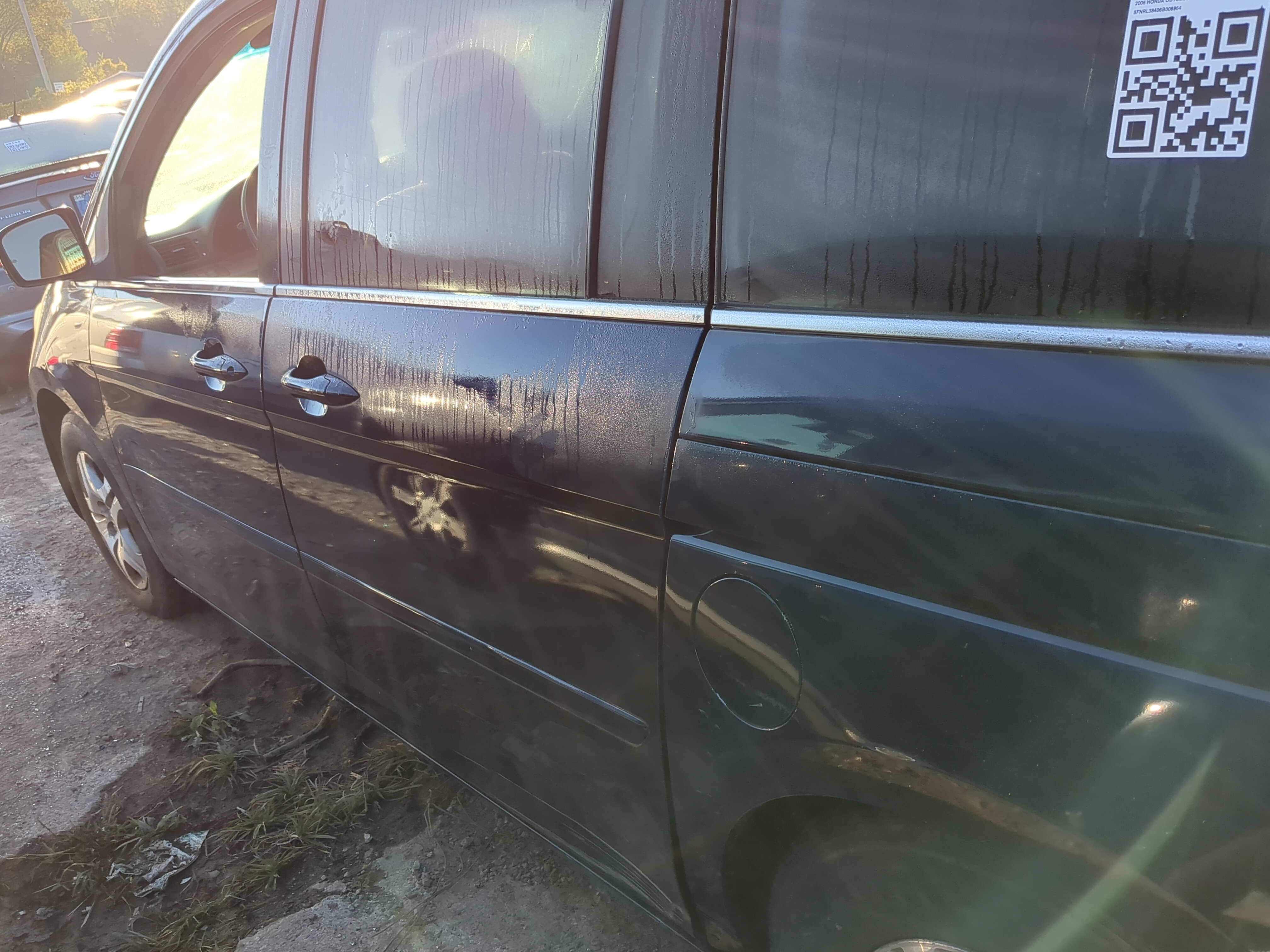 2005-2007 Honda Odyssey Driver Rear Door Oem 1179396 - Oemusedautoparts1.com