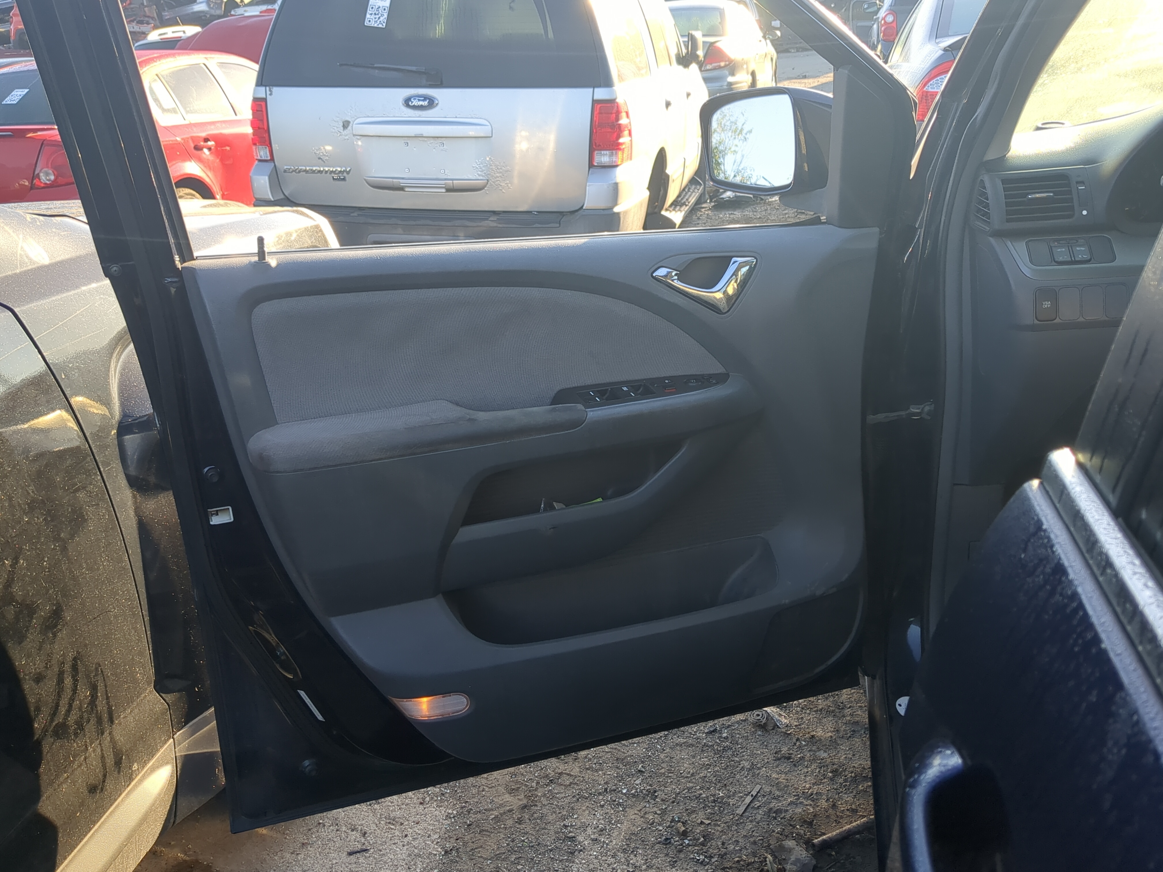 Picture of 2006 Honda Odyssey Front Left Driver Interior Door Panel Trim 1179440