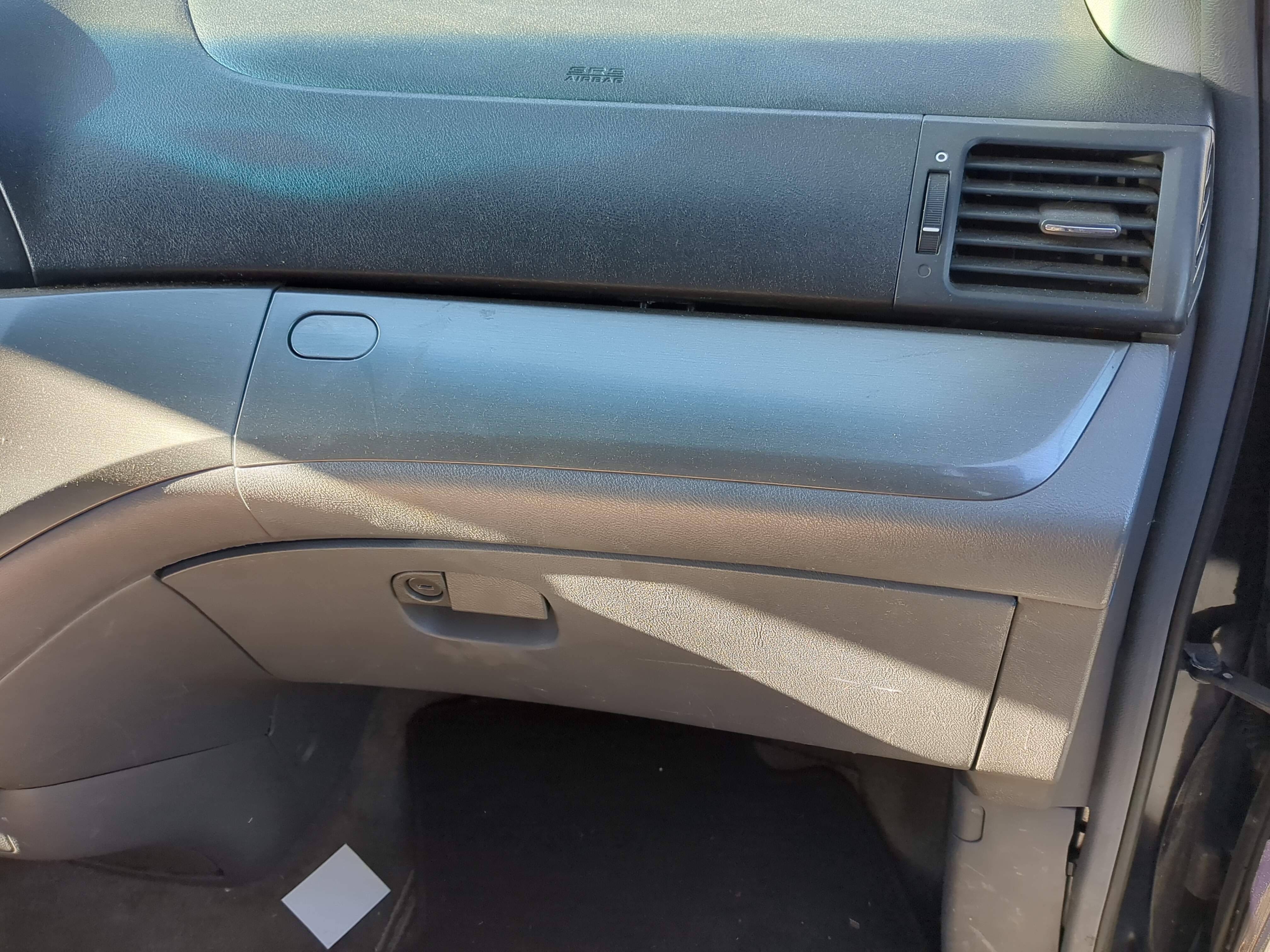 2006 Honda Odyssey Passenger Glove Box Door Storage Compartment 1179452 - Oemusedautoparts1.com